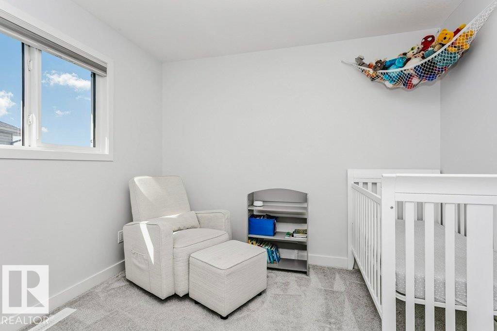 18 Elderberry Point(E), Fort Saskatchewan, AB - Indoor