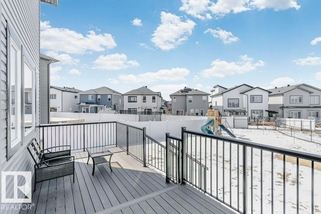 18 Elderberry Point(E), Fort Saskatchewan, AB - Outdoor