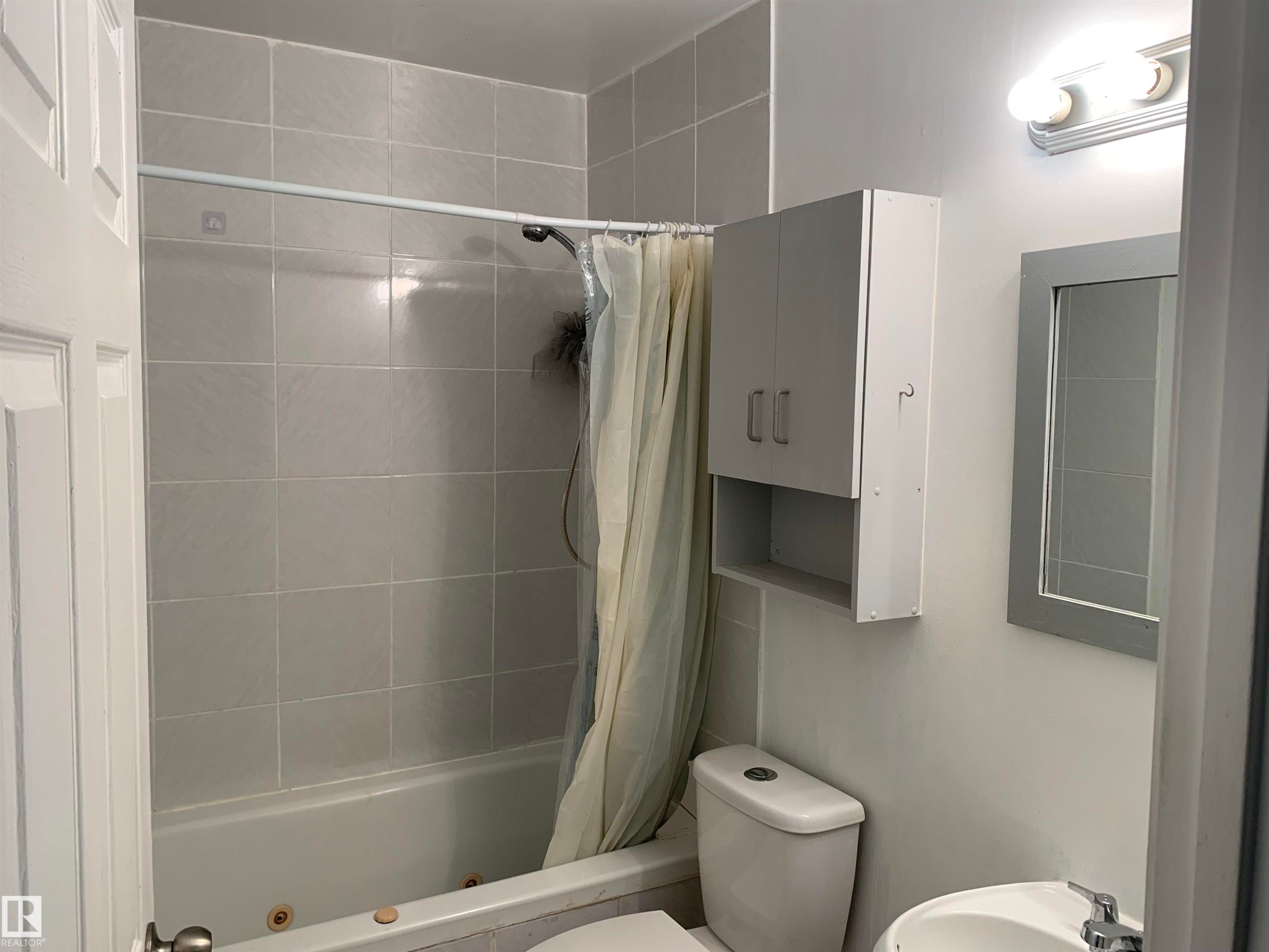 892 Abbottsfield Road Nw, Edmonton, AB