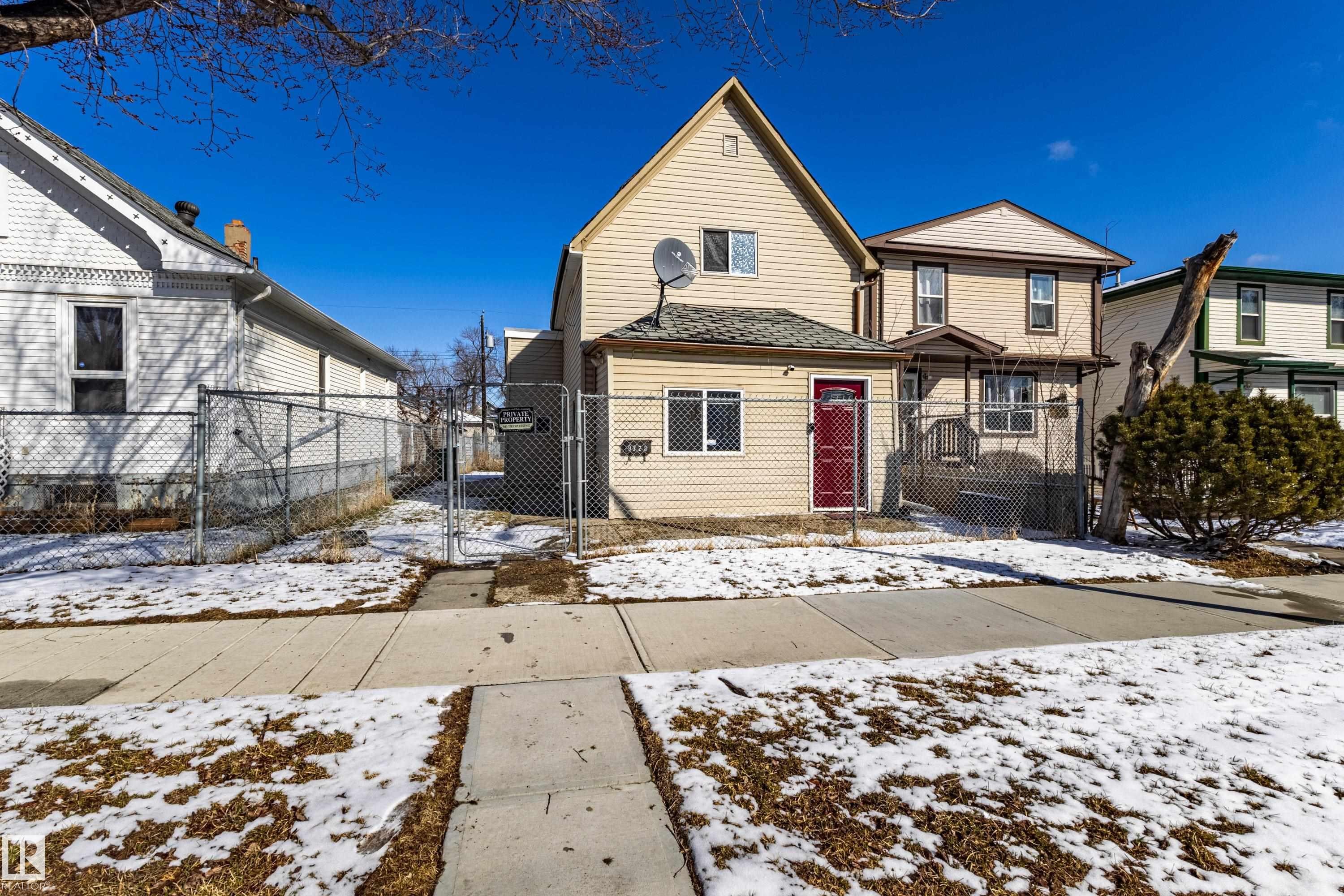 9328 106A Avenue, Edmonton, AB - Outdoor