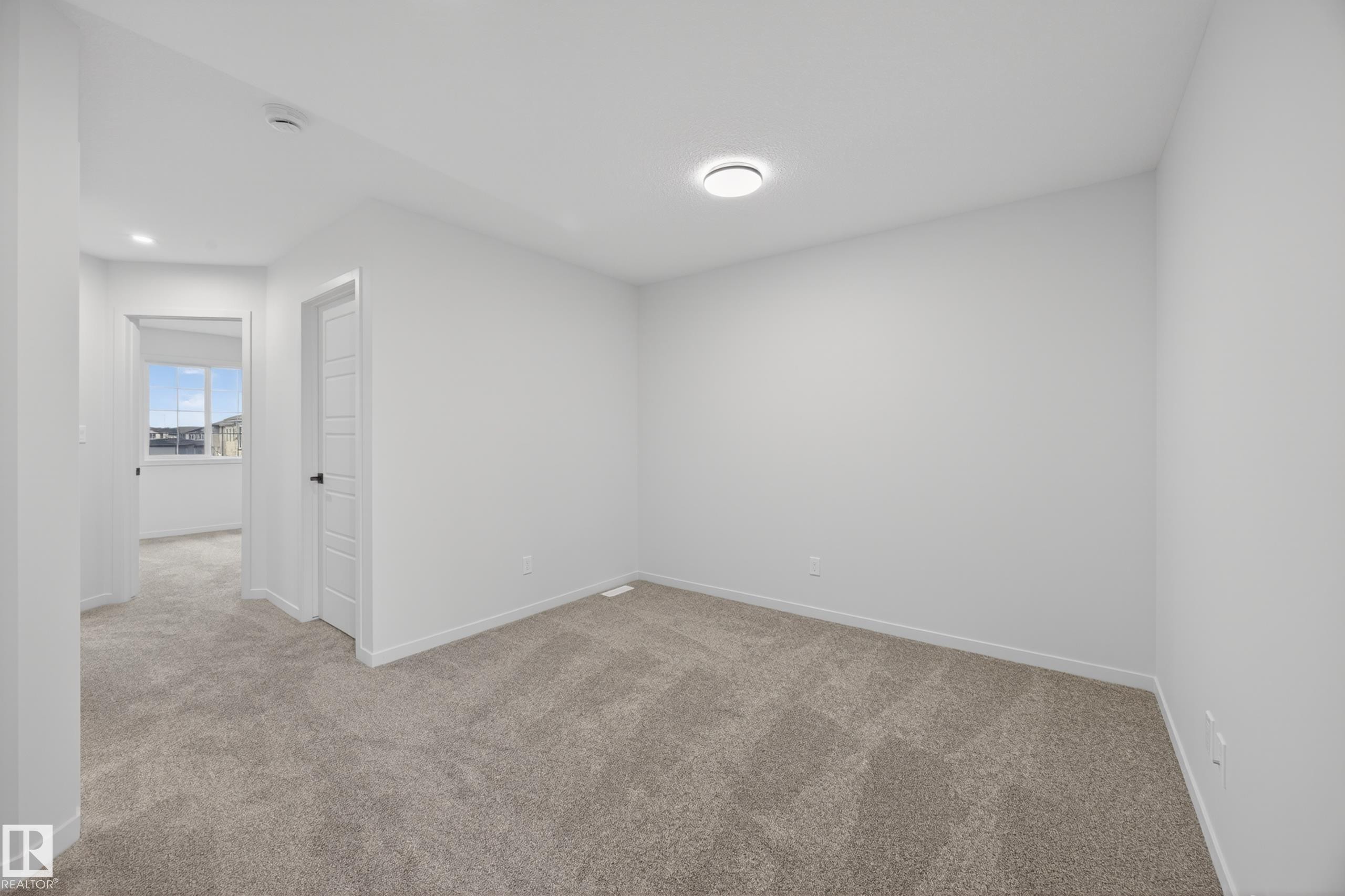 284 Lodge Pole Place, Leduc, AB - Indoor Photo Showing Other Room