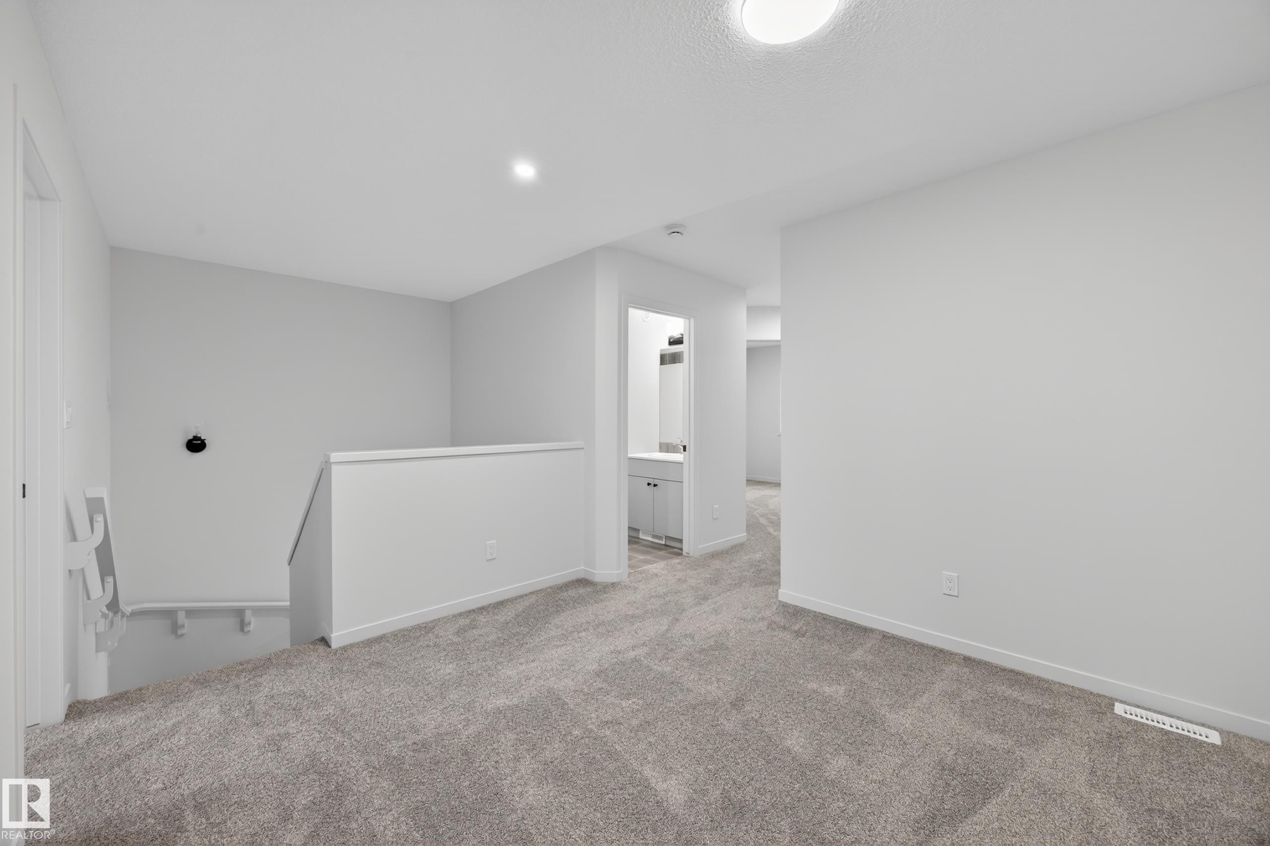 284 Lodge Pole Place, Leduc, AB - Indoor Photo Showing Other Room