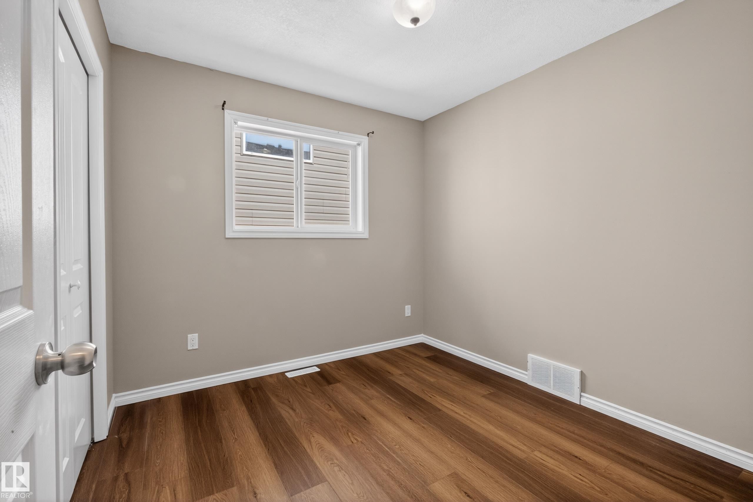 9808 162 Street, Edmonton, AB - Indoor Photo Showing Other Room