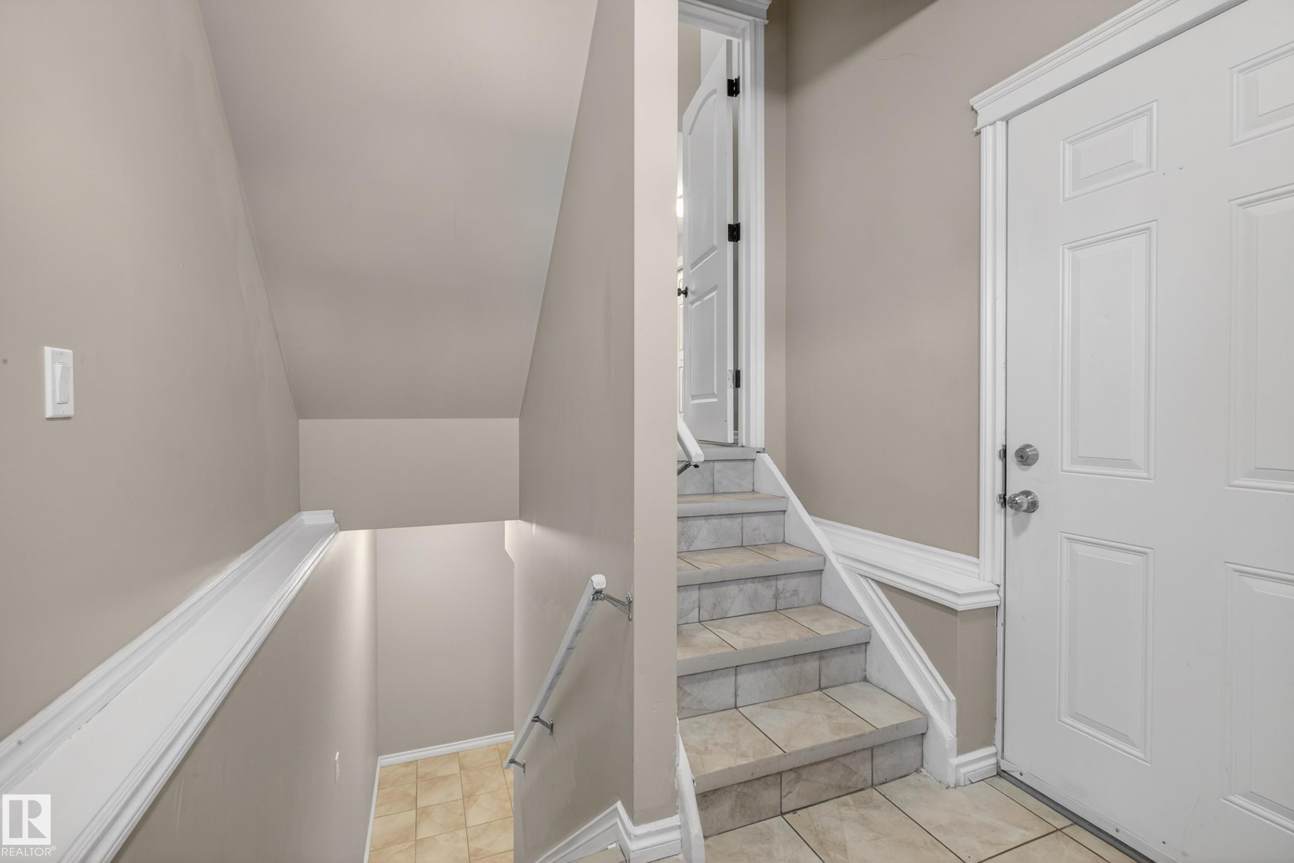 9808 162 Street, Edmonton, AB - Indoor Photo Showing Other Room