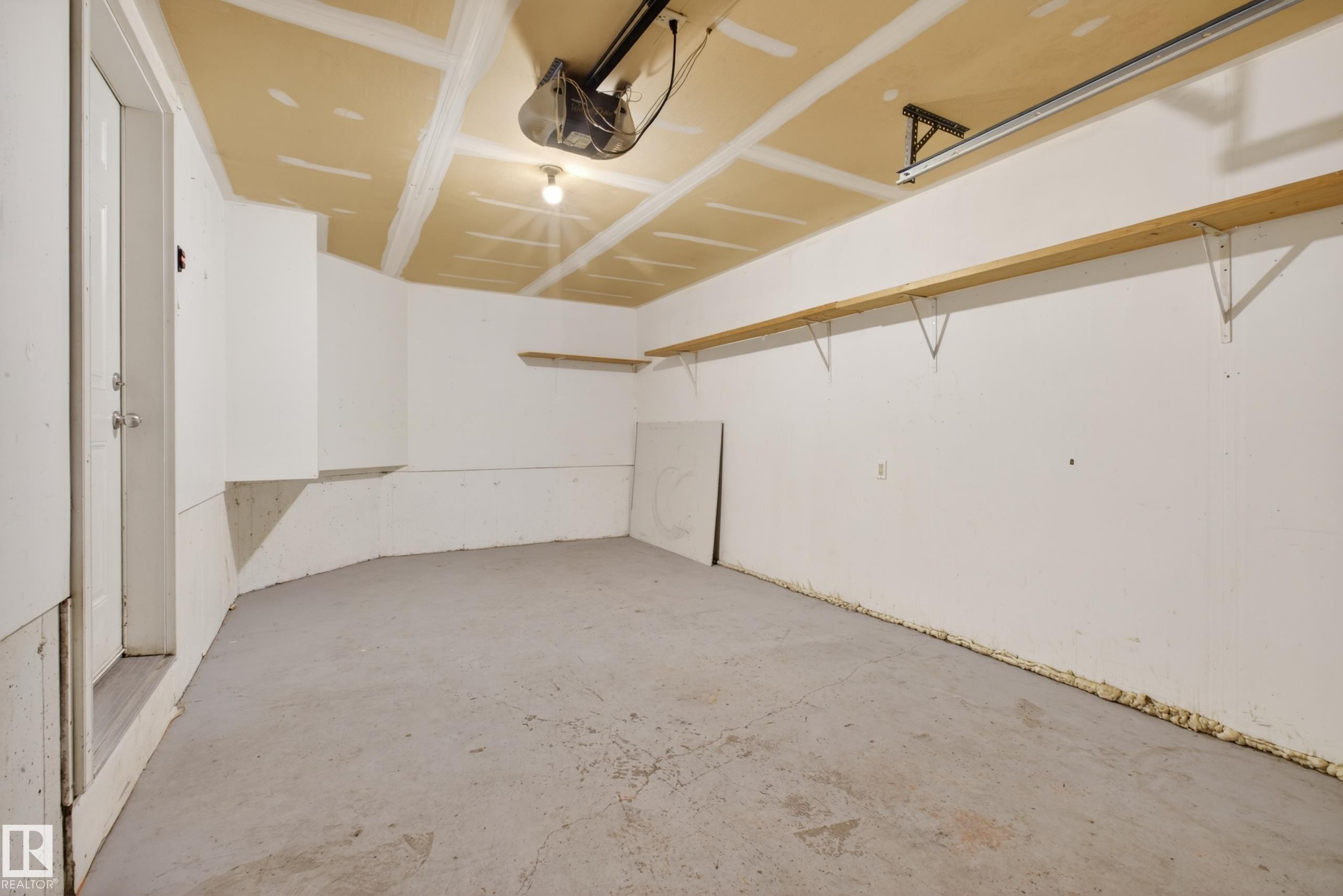 9808 162 Street, Edmonton, AB - Indoor Photo Showing Other Room