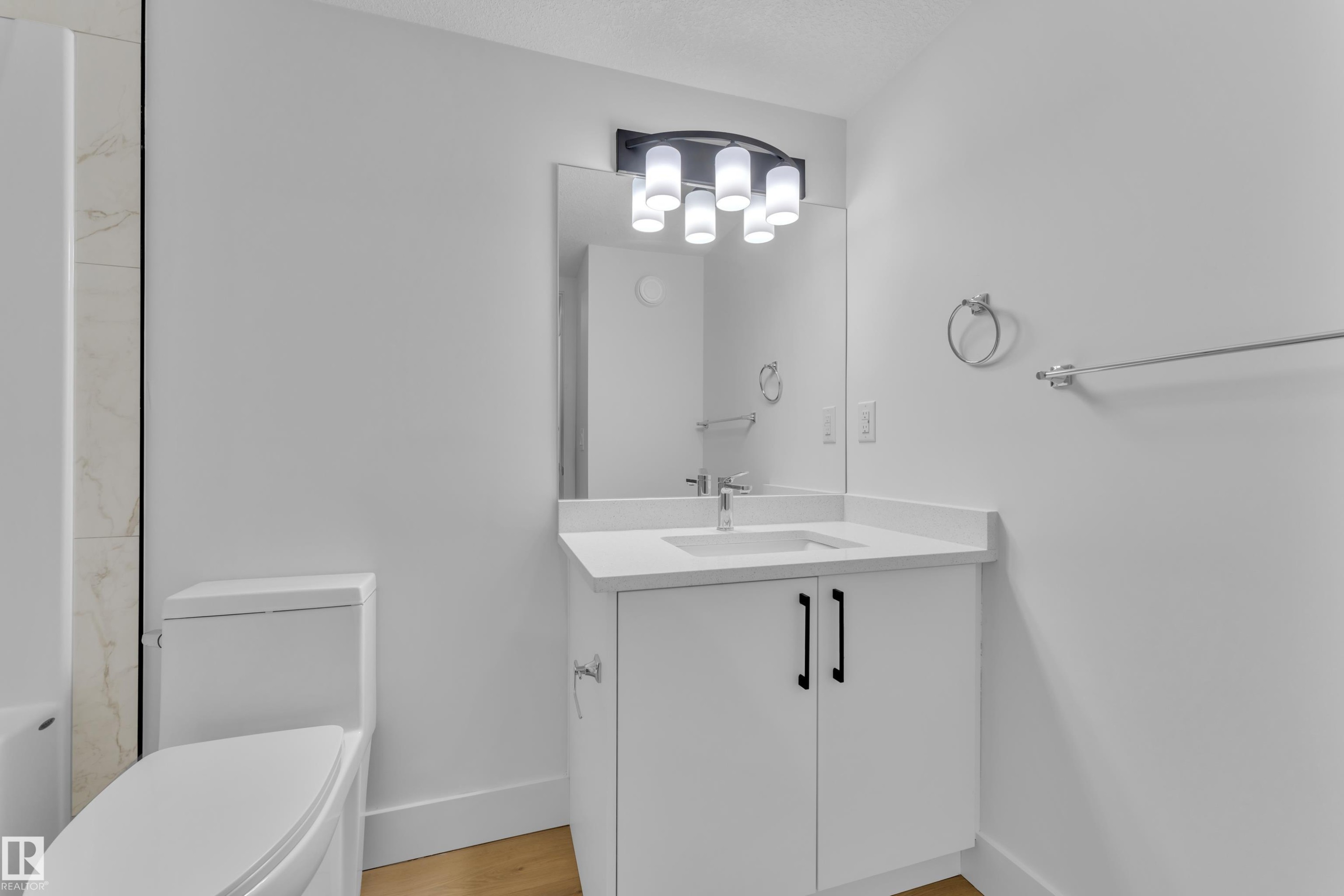 237 Linden Loop, Leduc, AB - Indoor Photo Showing Bathroom