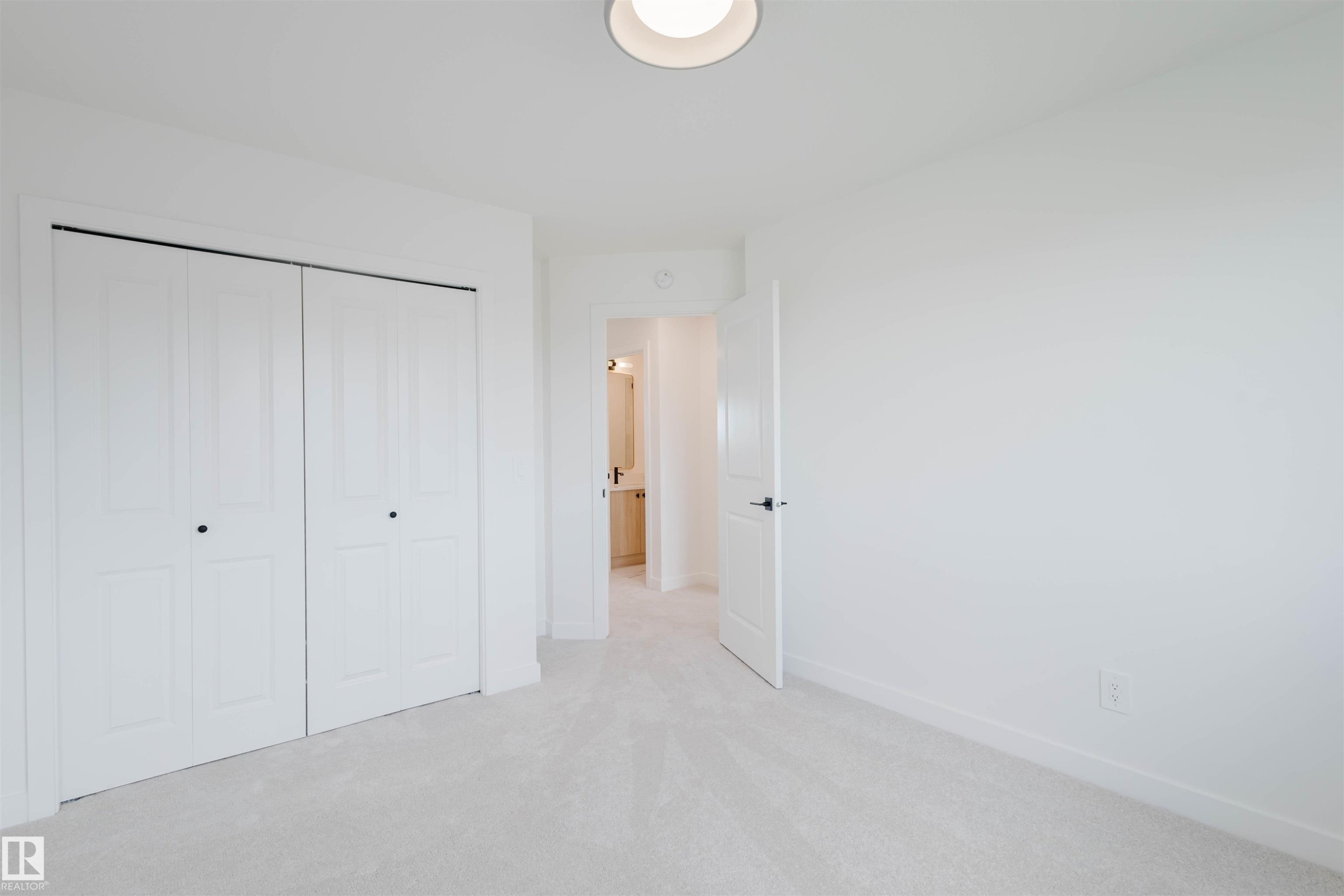 43 Chartres Close, St. Albert, AB - Indoor Photo Showing Other Room