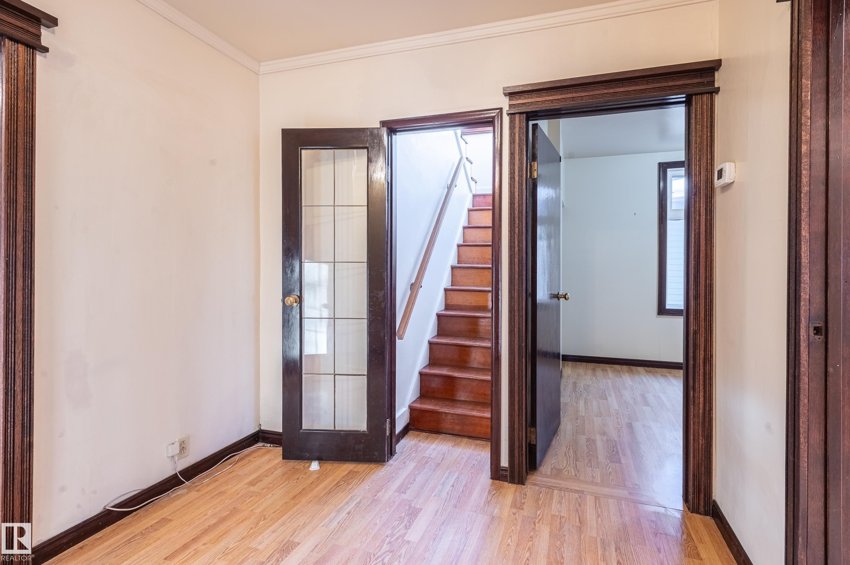 10918 81 Avenue, Edmonton, AB - Indoor Photo Showing Other Room
