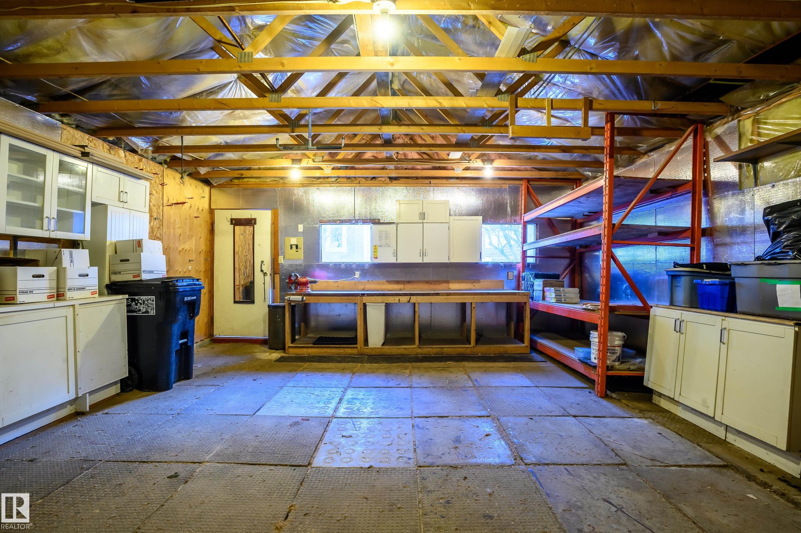 10918 81 Avenue, Edmonton, AB - Indoor Photo Showing Basement