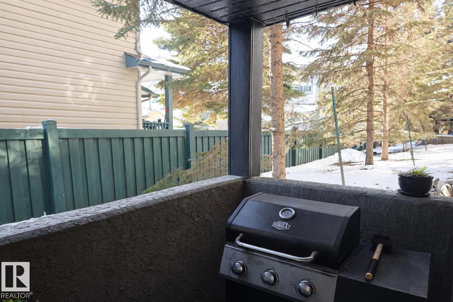 118 2430 Guardian Road, Edmonton, AB - Outdoor With Exterior