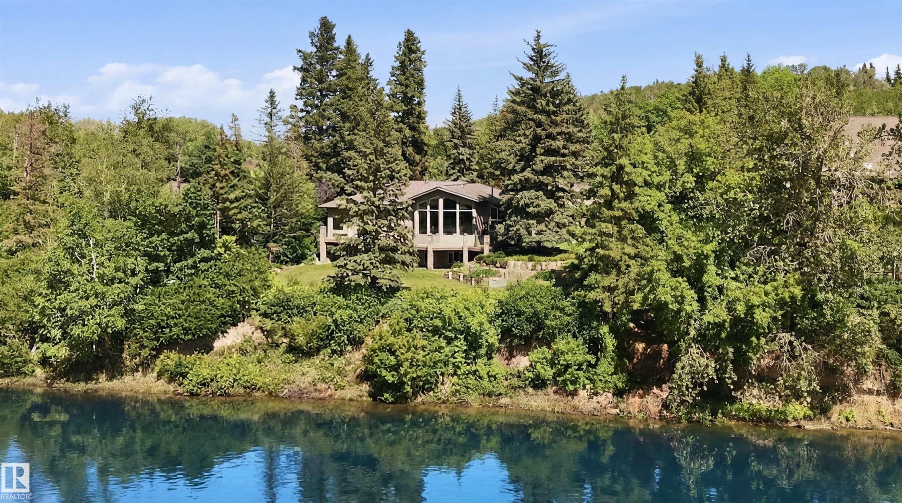 15625 Whitemud Road, Edmonton, AB