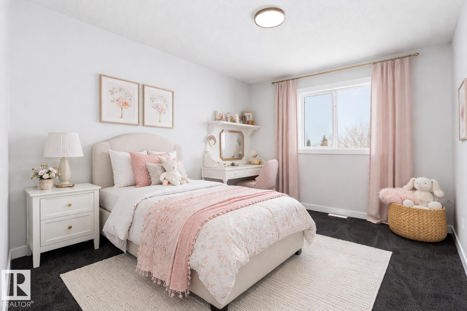 36 Maple Crescent, Gibbons, AB - Indoor Photo Showing Bedroom