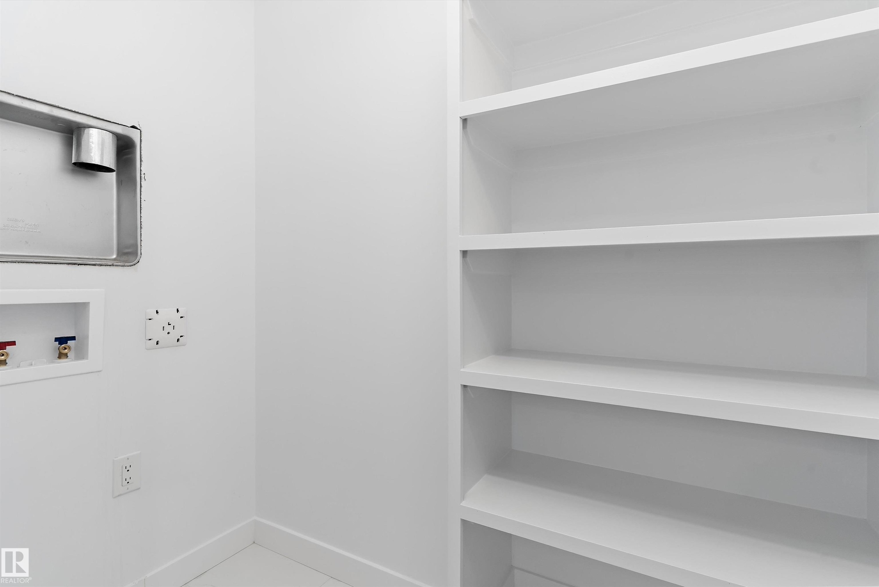 36 Maple Crescent, Gibbons, AB - Indoor With Storage