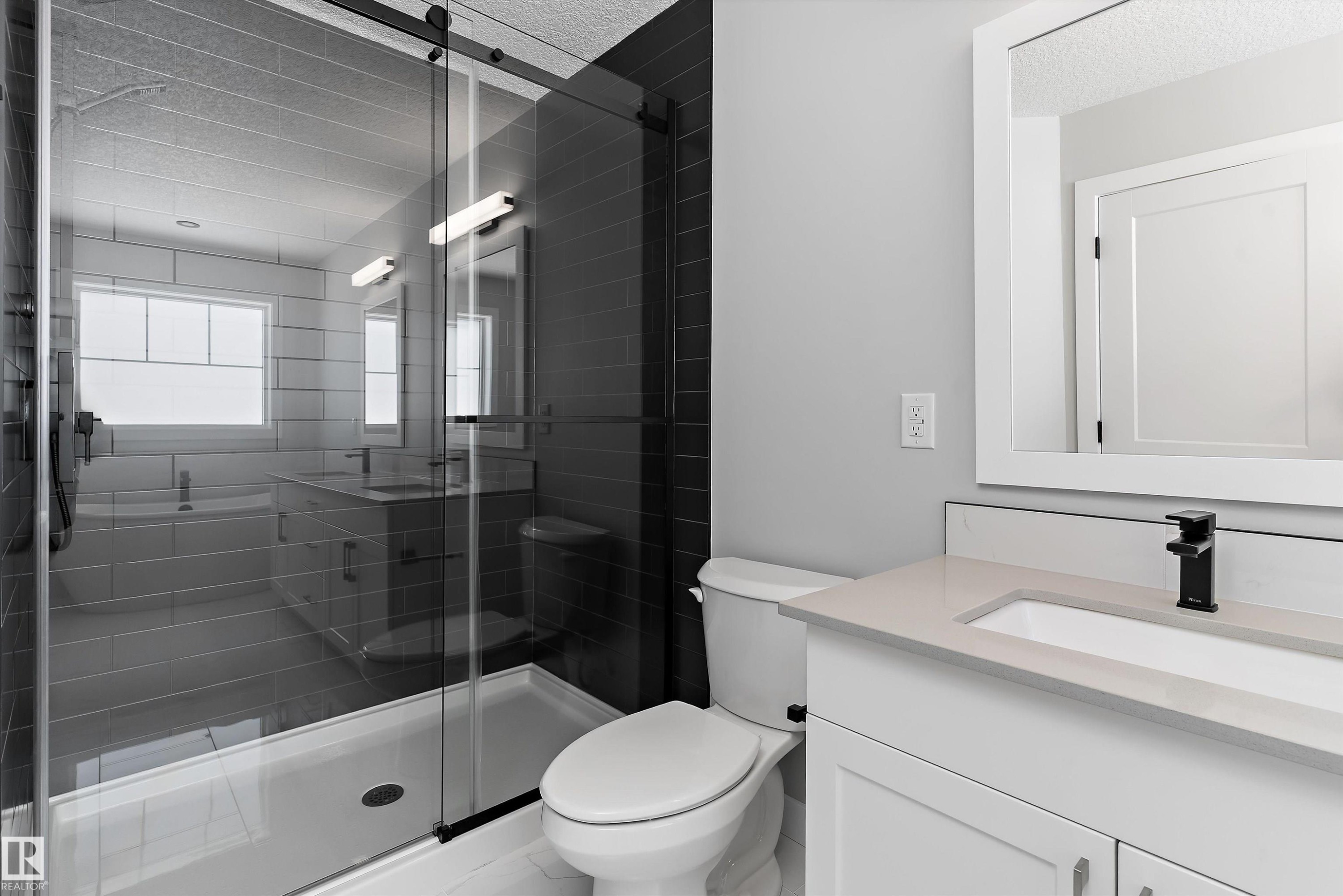 36 Maple Crescent, Gibbons, AB - Indoor Photo Showing Bathroom
