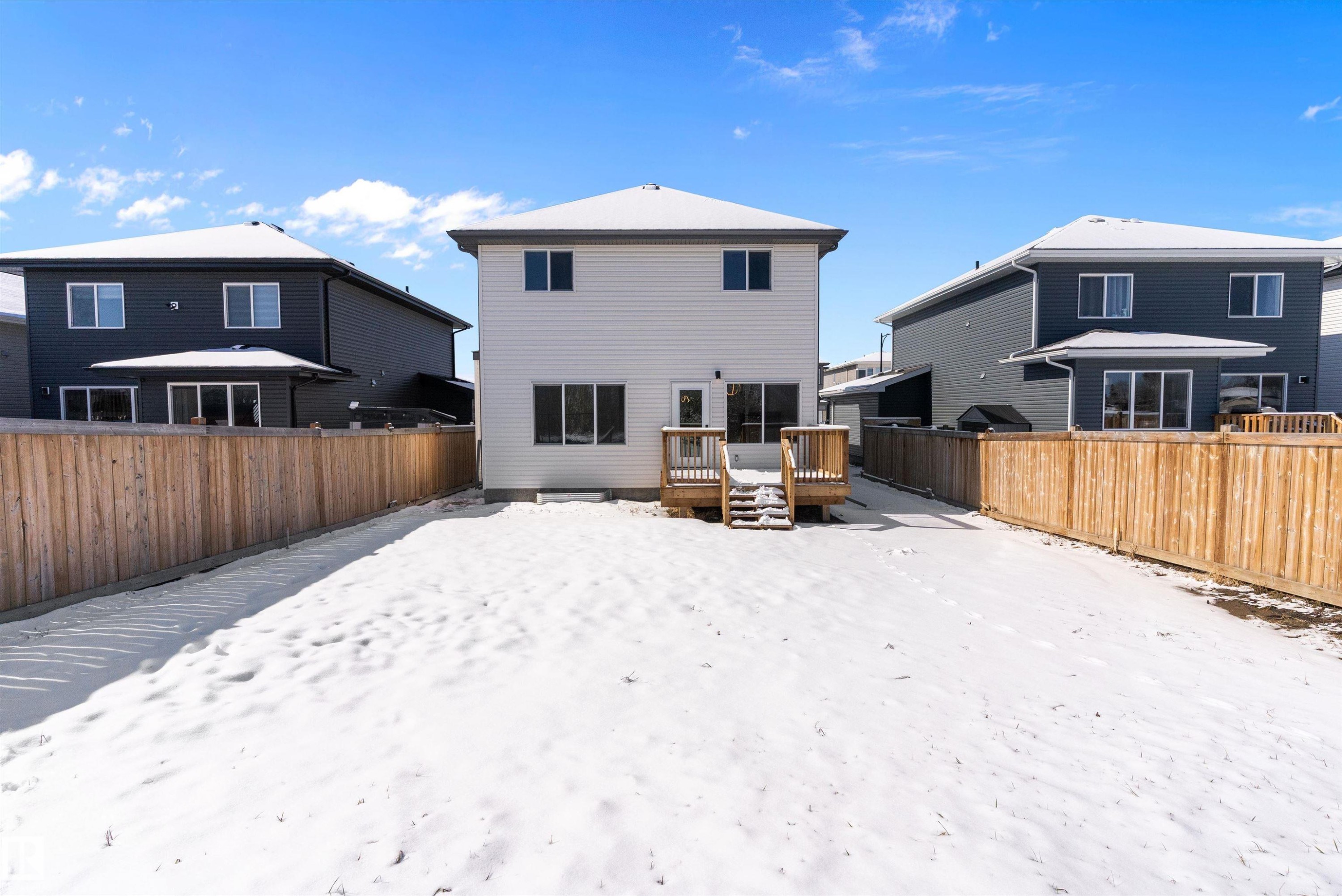 36 Maple Crescent, Gibbons, AB - Outdoor