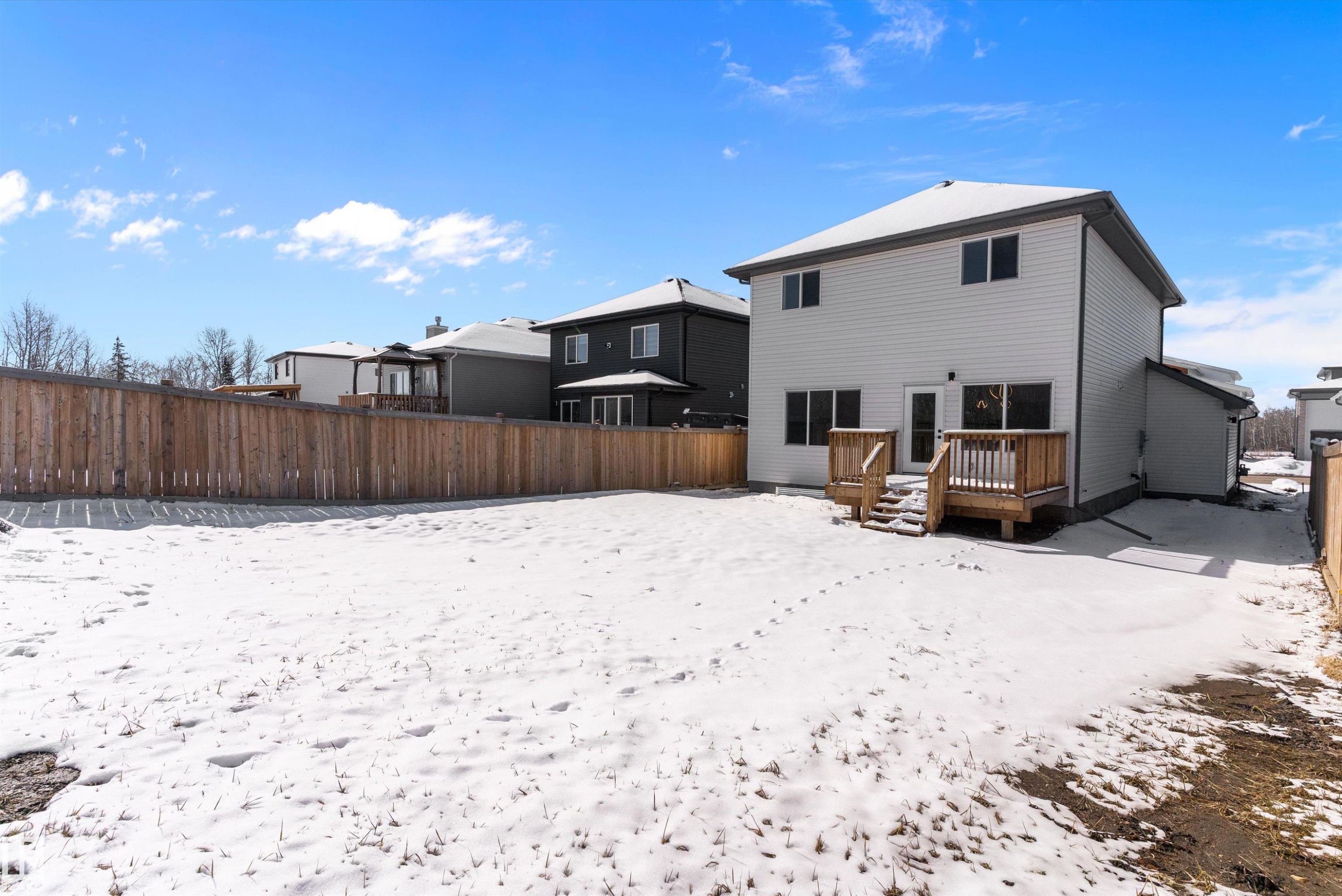 36 Maple Crescent, Gibbons, AB - Outdoor