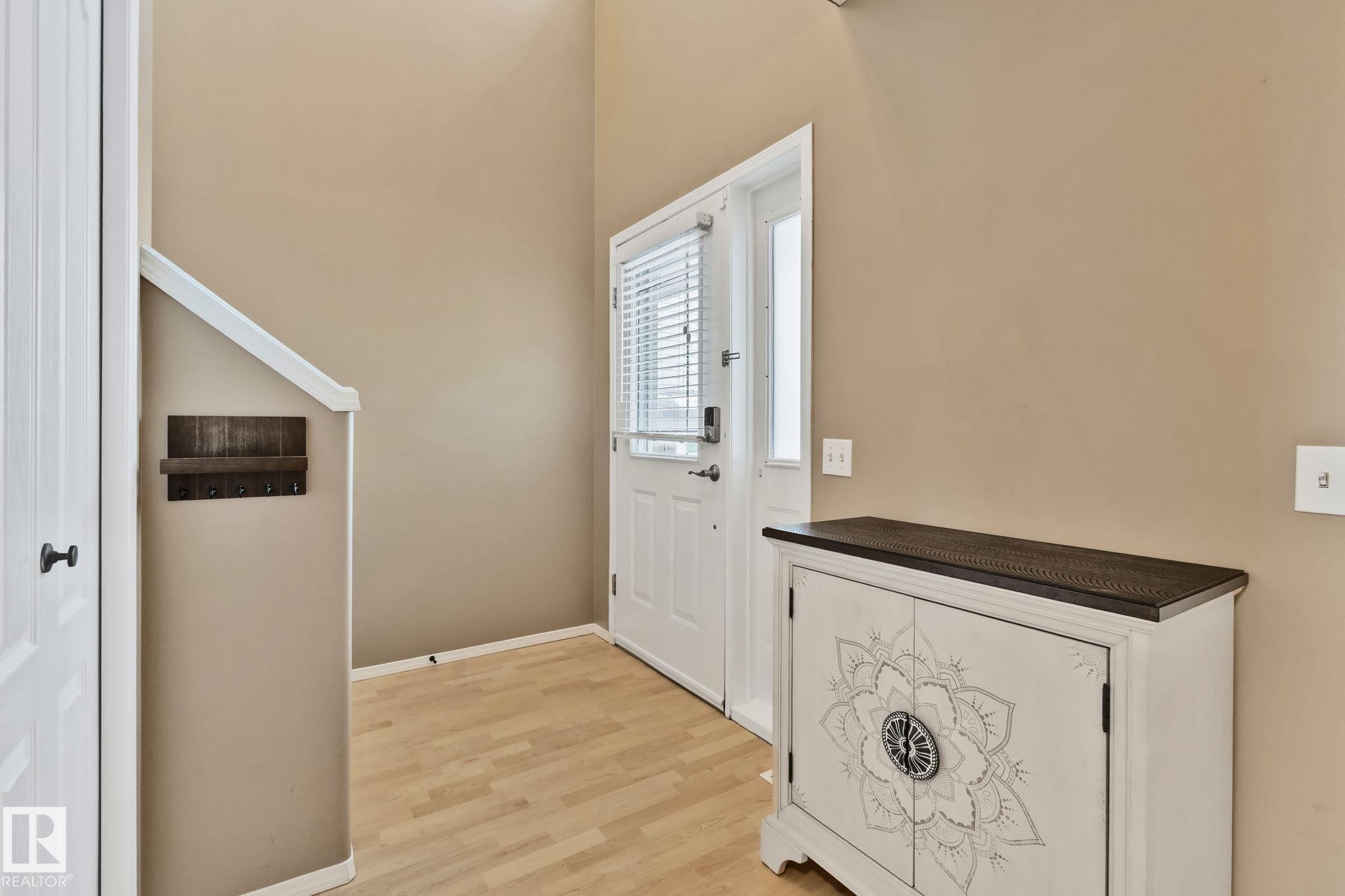 15117 Miller Boulevard, Edmonton, AB - Indoor Photo Showing Other Room