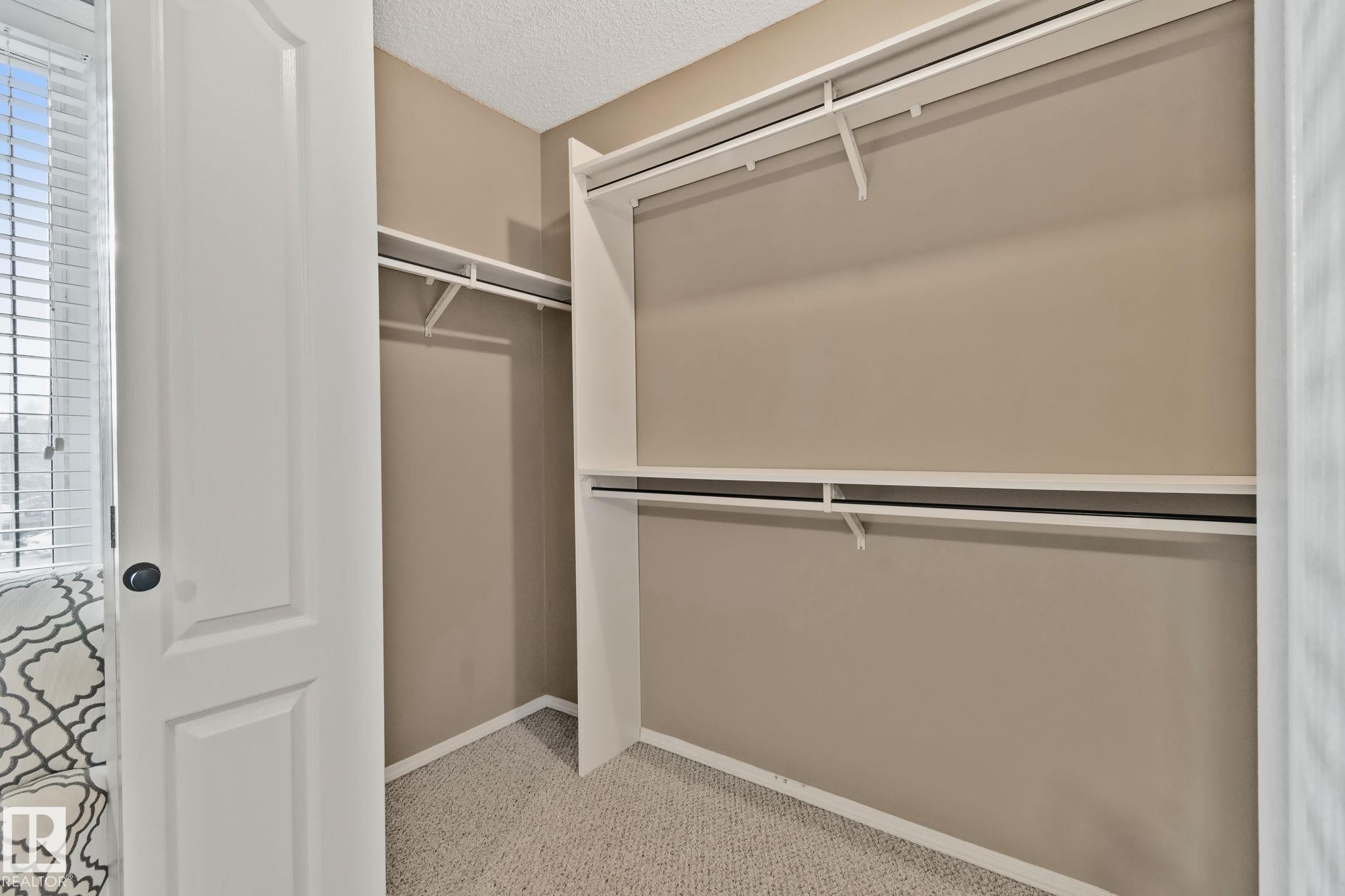 15117 Miller Boulevard, Edmonton, AB - Indoor With Storage