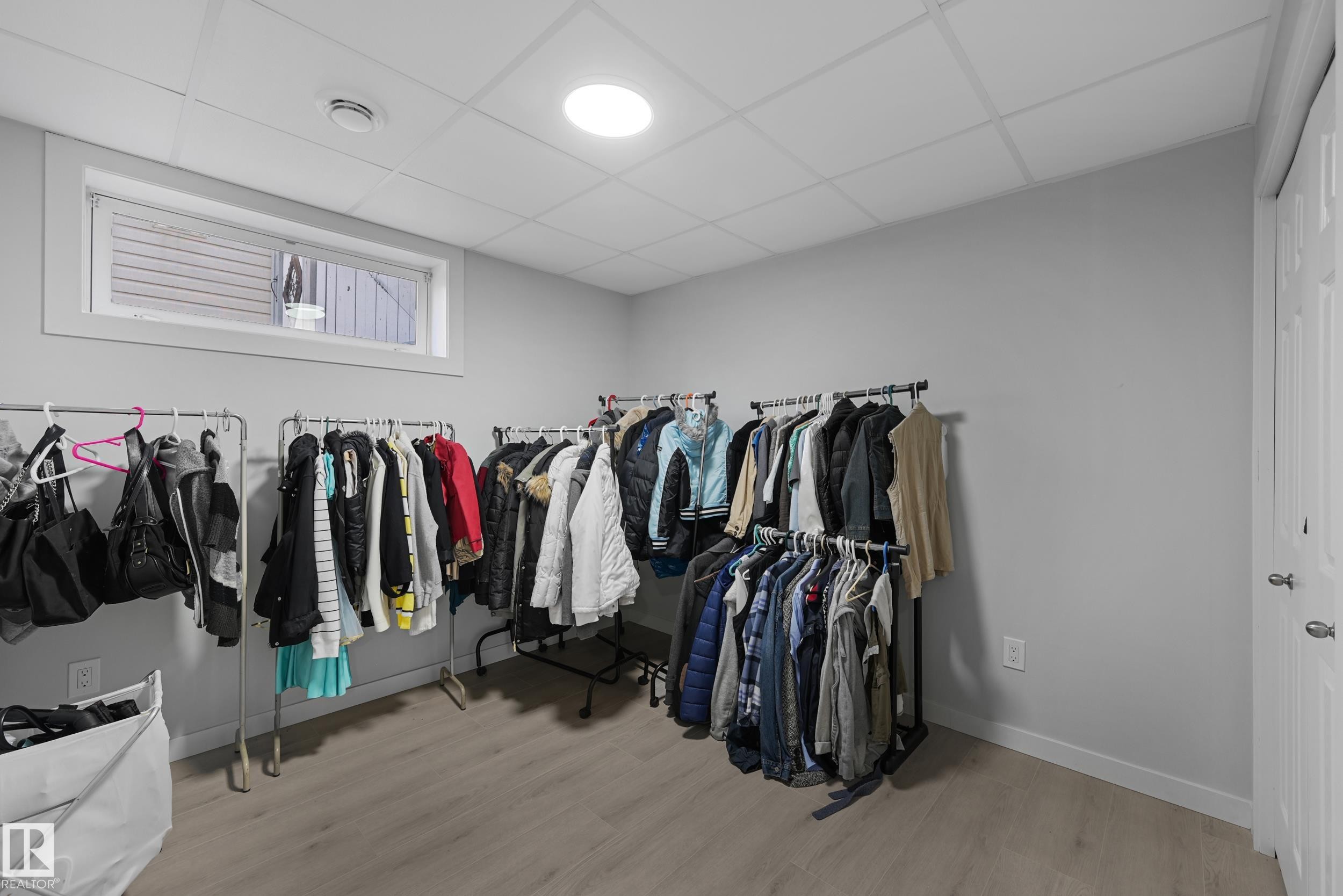4960 191 Street, Edmonton, AB - Indoor With Storage