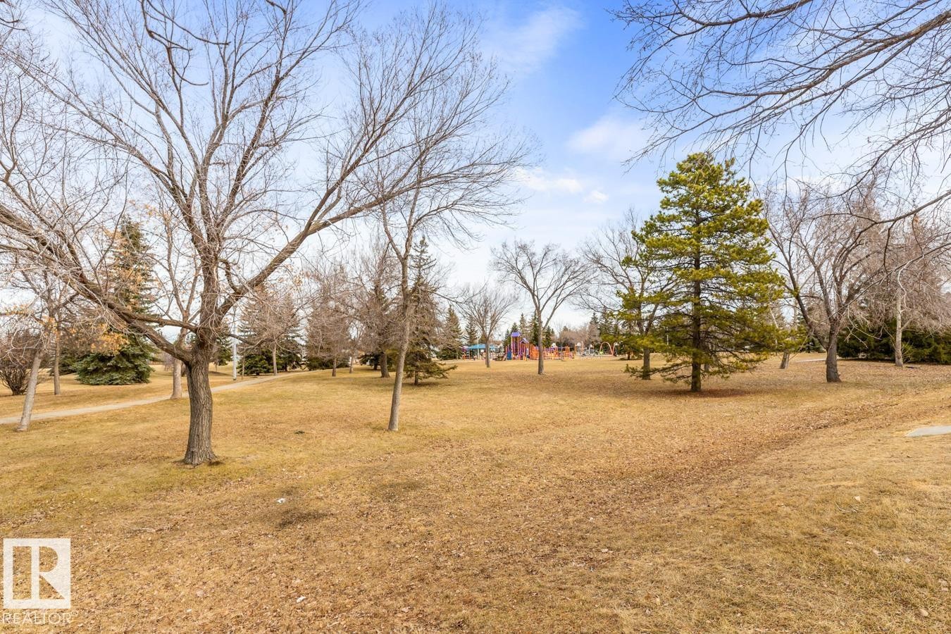 626 Willow Court, Edmonton, AB - Outdoor With View