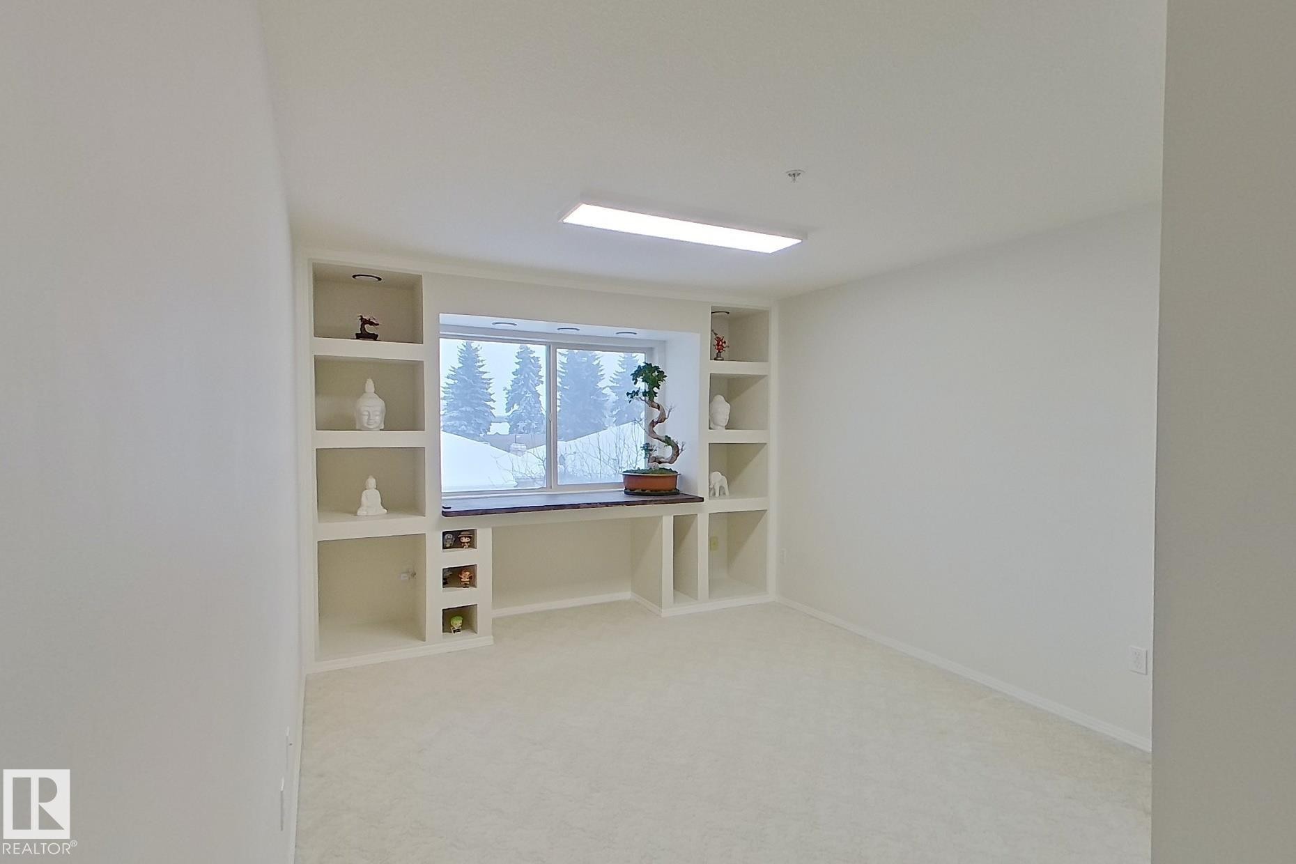 208 10421 42 Avenue, Edmonton, AB - Indoor Photo Showing Other Room