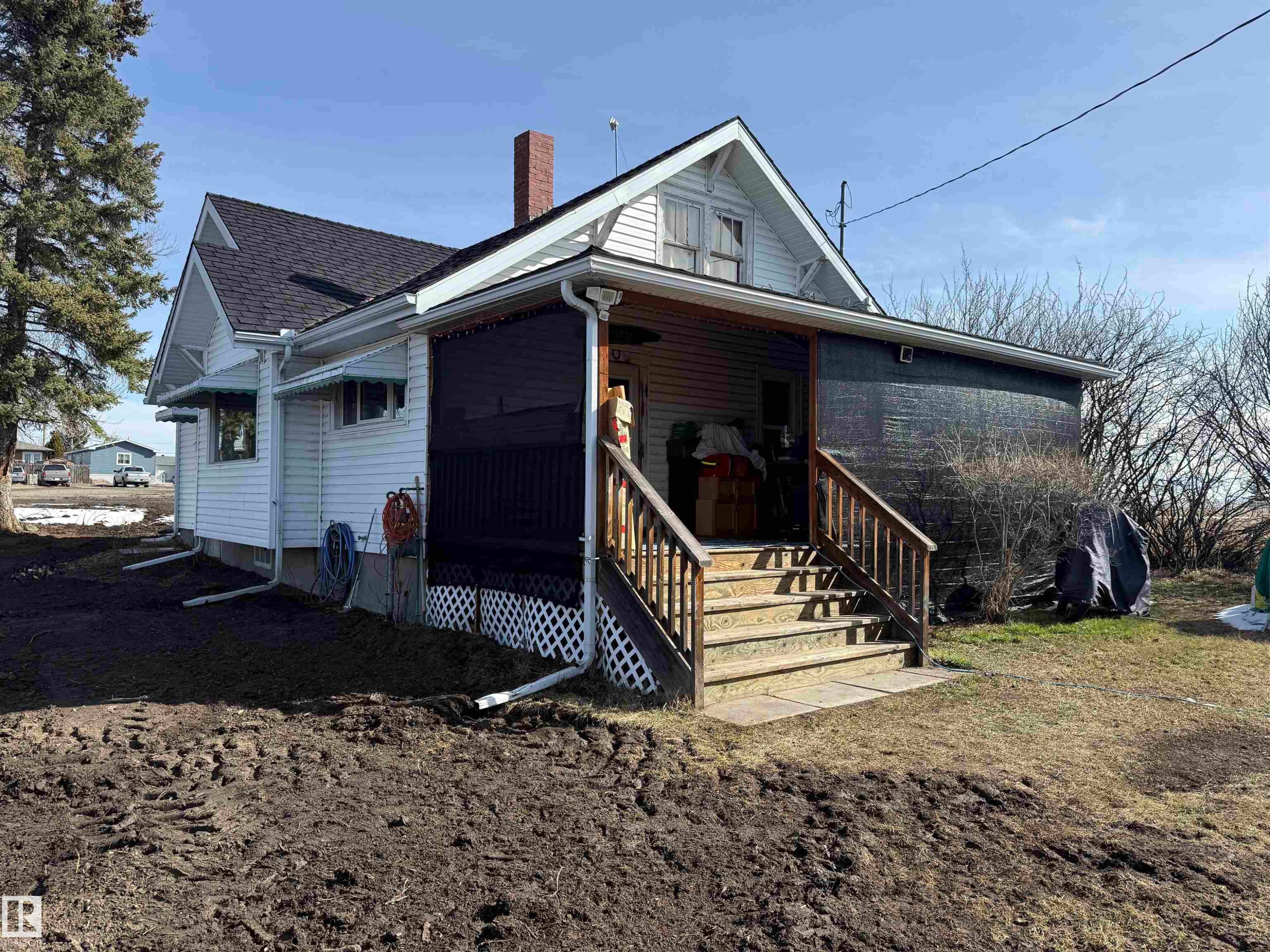 213 8 Avenue E, Standard, AB - Outdoor