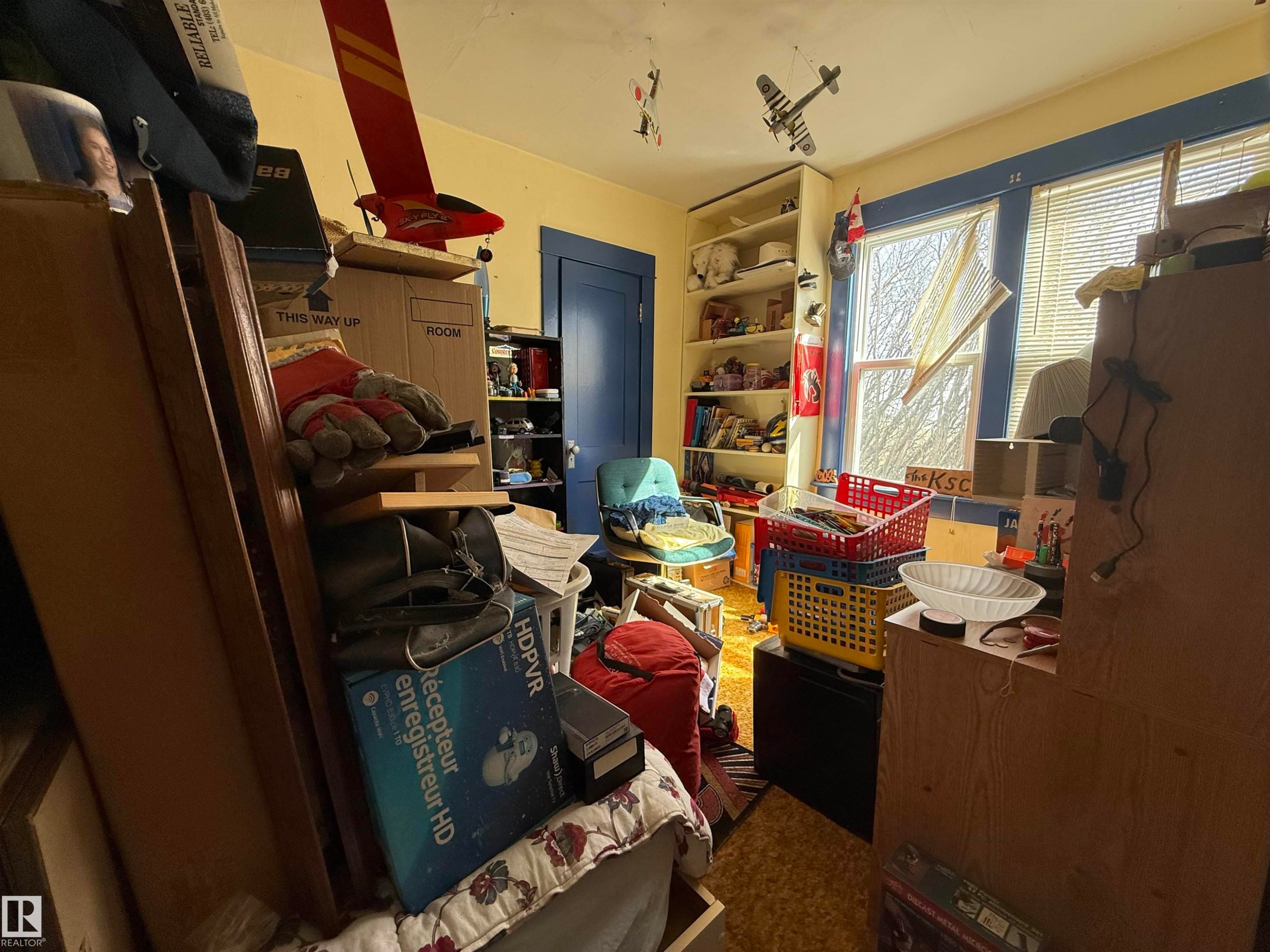 213 8 Avenue E, Standard, AB - Indoor Photo Showing Other Room