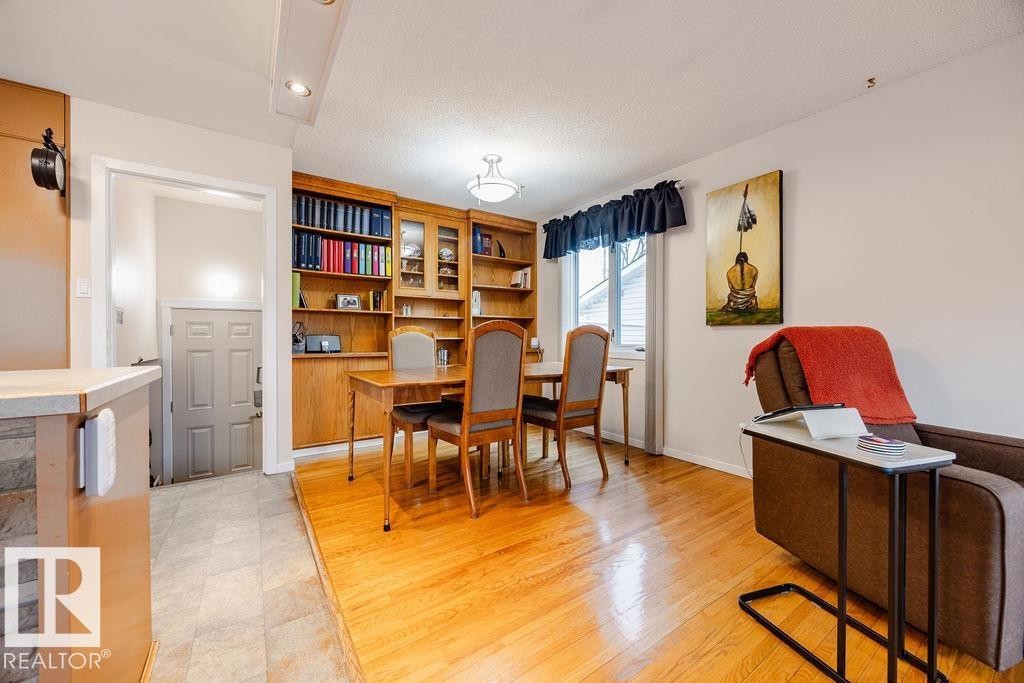 16807 80 Avenue, Edmonton, AB - Indoor