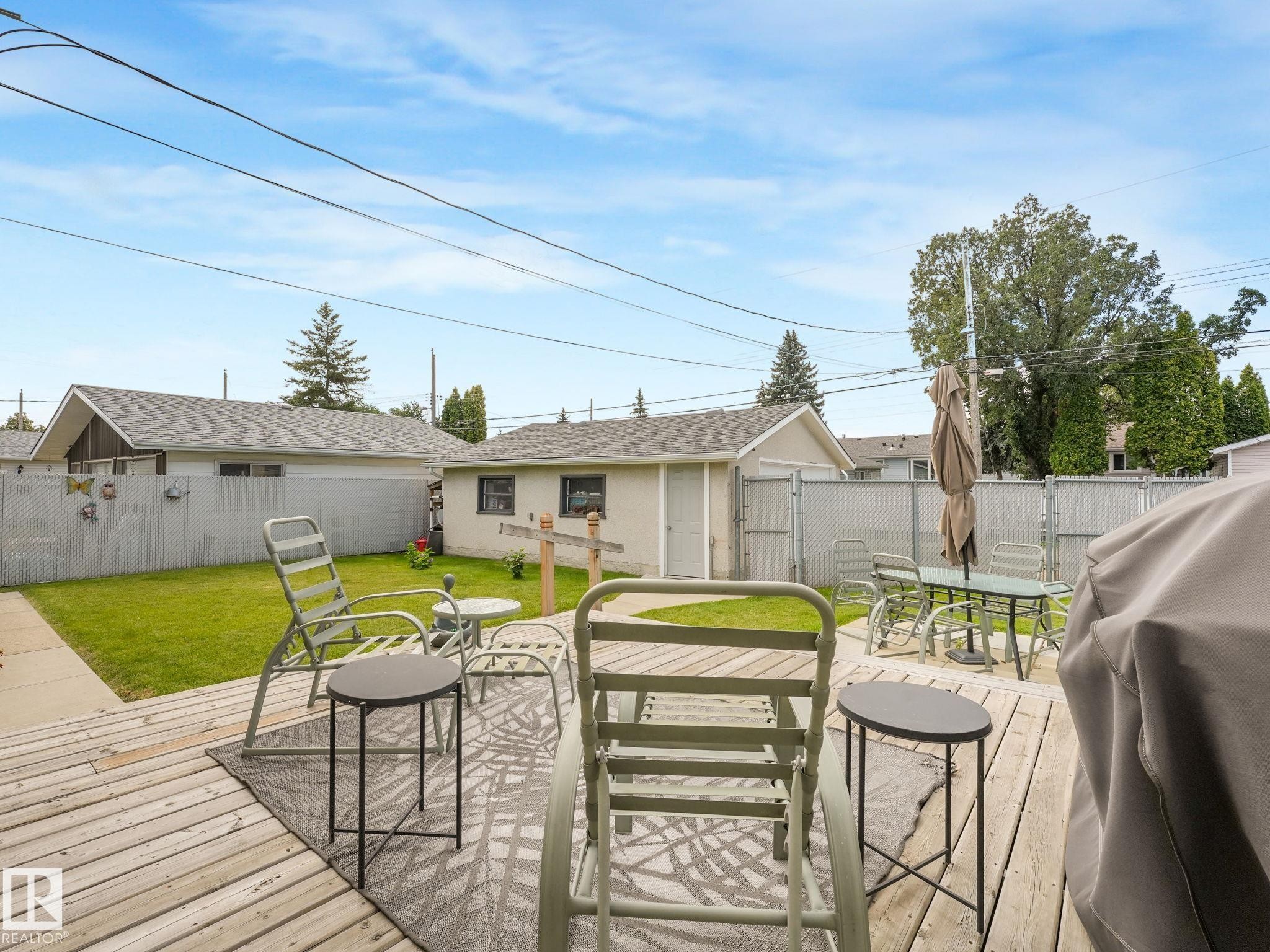 16807 80 Avenue, Edmonton, AB - Outdoor With Deck Patio Veranda