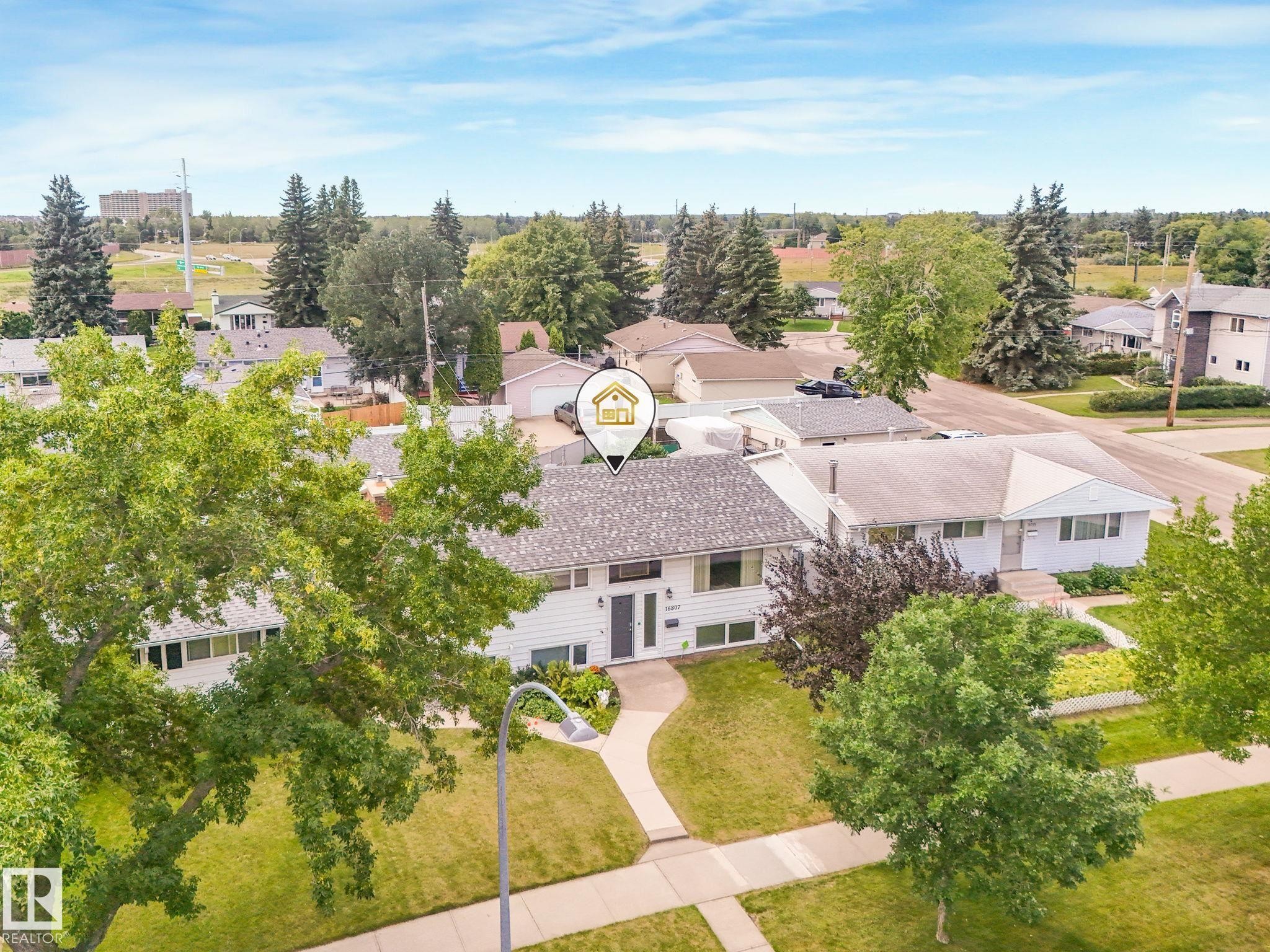 16807 80 Avenue, Edmonton, AB - Outdoor With View