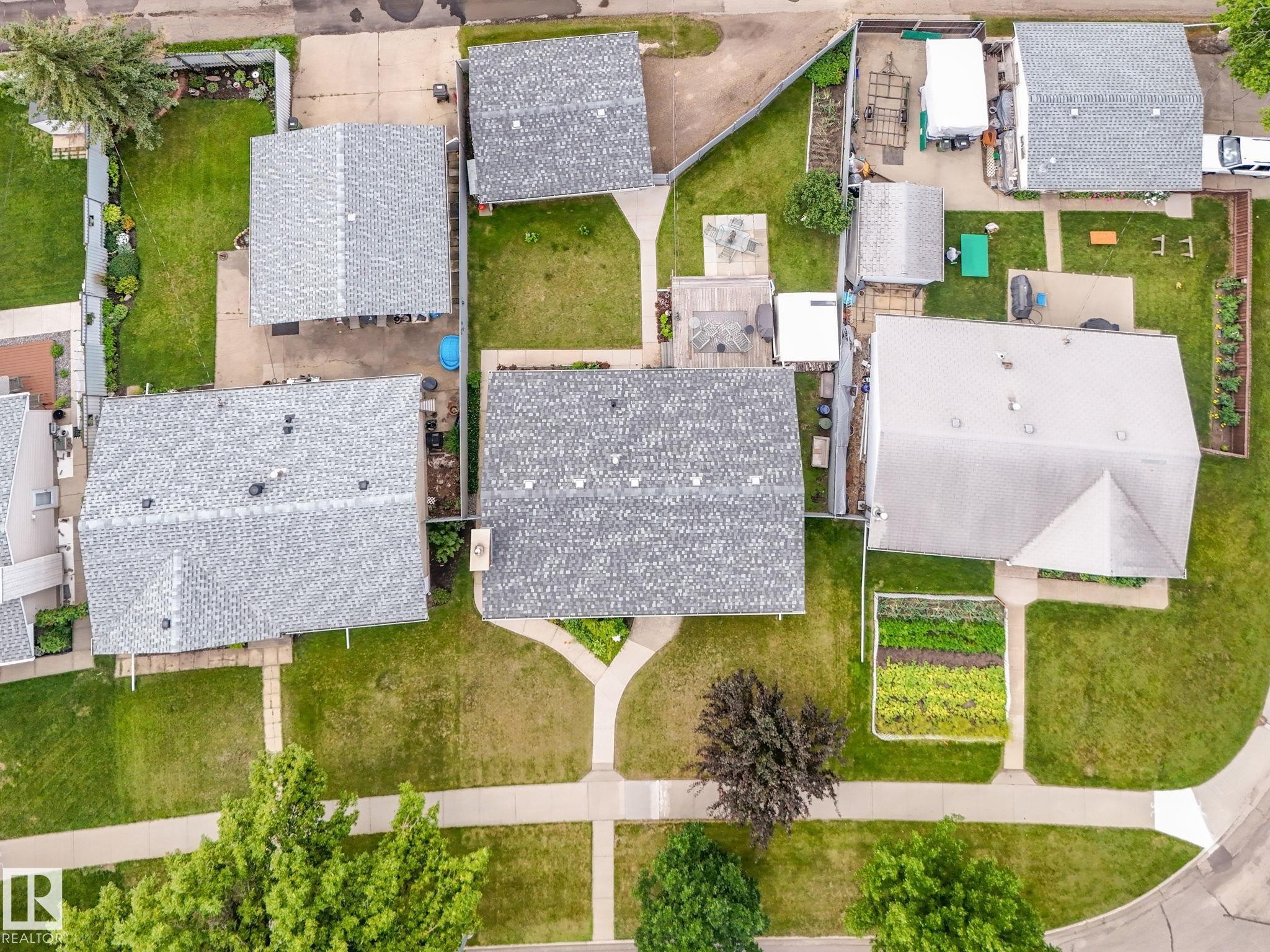 16807 80 Avenue, Edmonton, AB - Outdoor