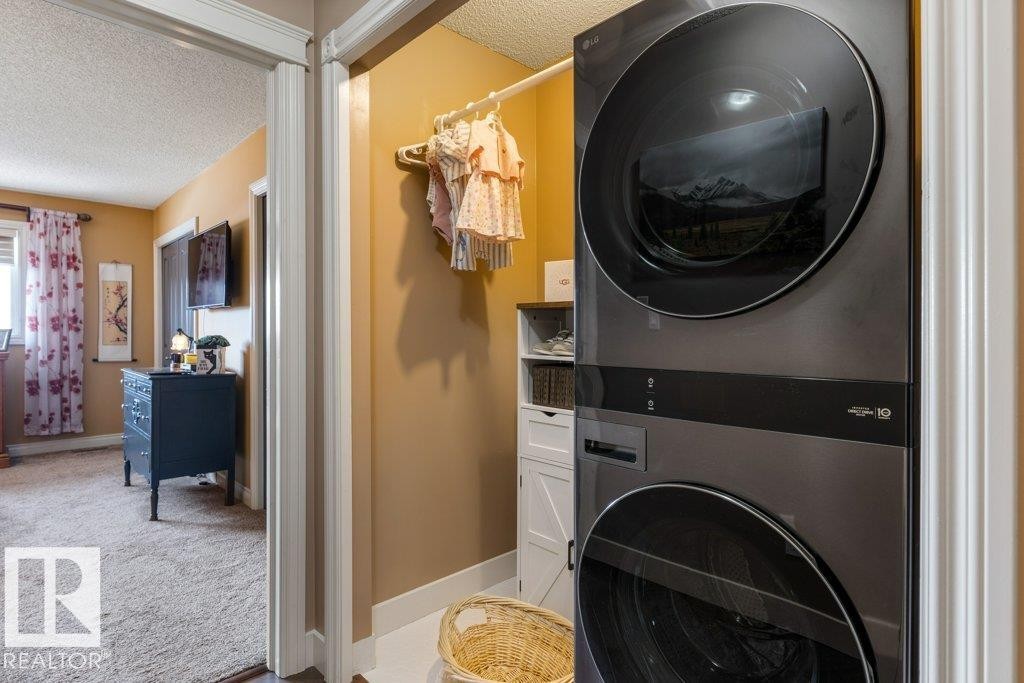 17 Donald Place, St. Albert, AB - Indoor Photo Showing Laundry Room