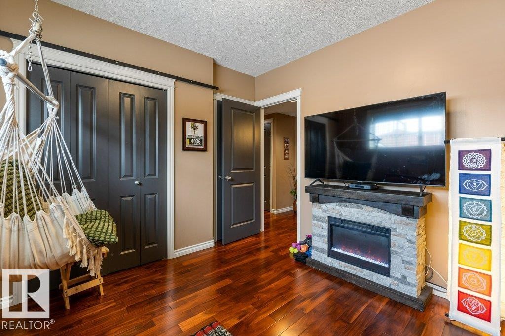 17 Donald Place, St. Albert, AB - Indoor Photo Showing Other Room With Fireplace
