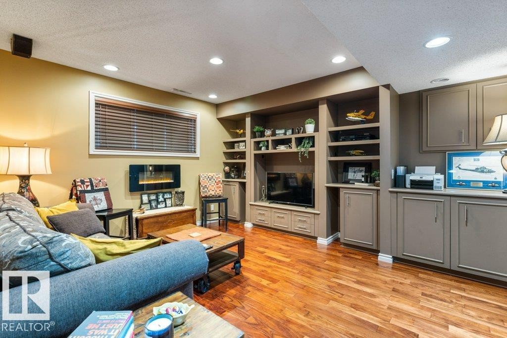 17 Donald Place, St. Albert, AB - Indoor