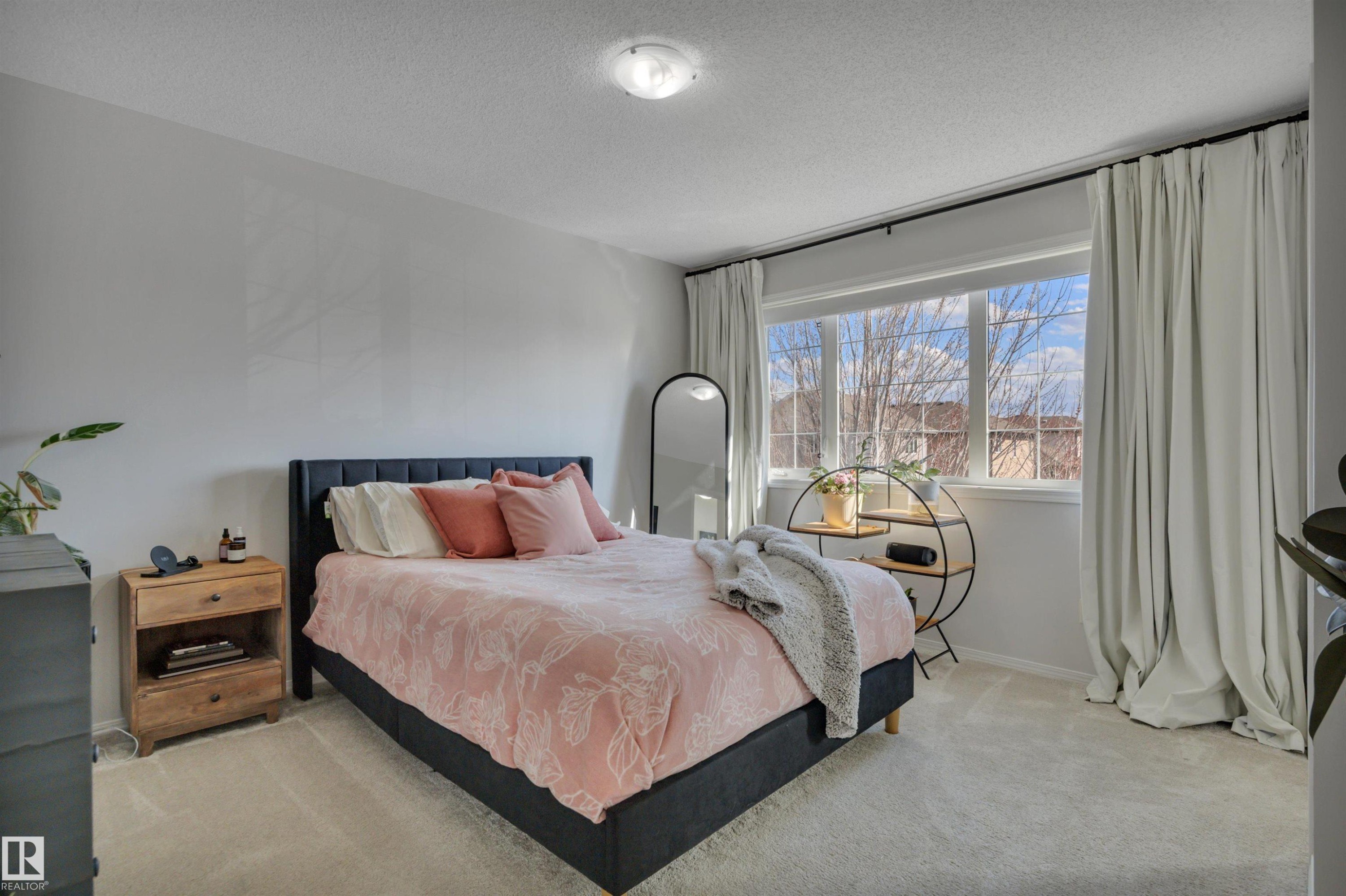 266 Avena Circle, Leduc, AB - Indoor Photo Showing Bedroom