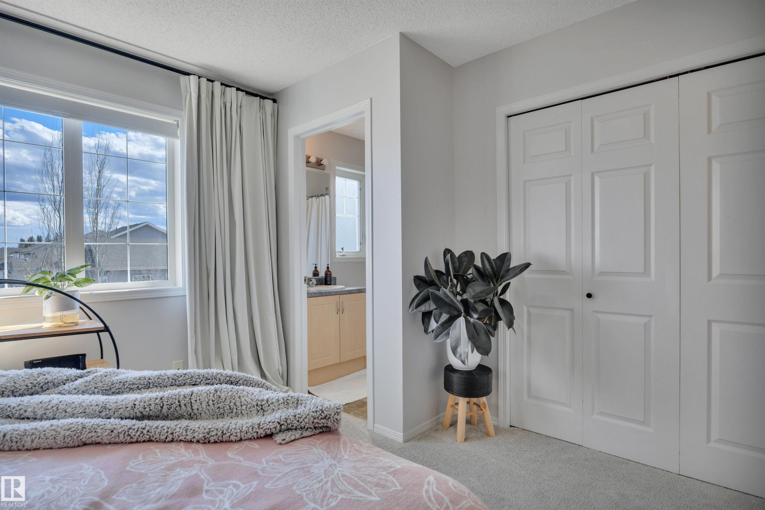 266 Avena Circle, Leduc, AB - Indoor Photo Showing Bedroom