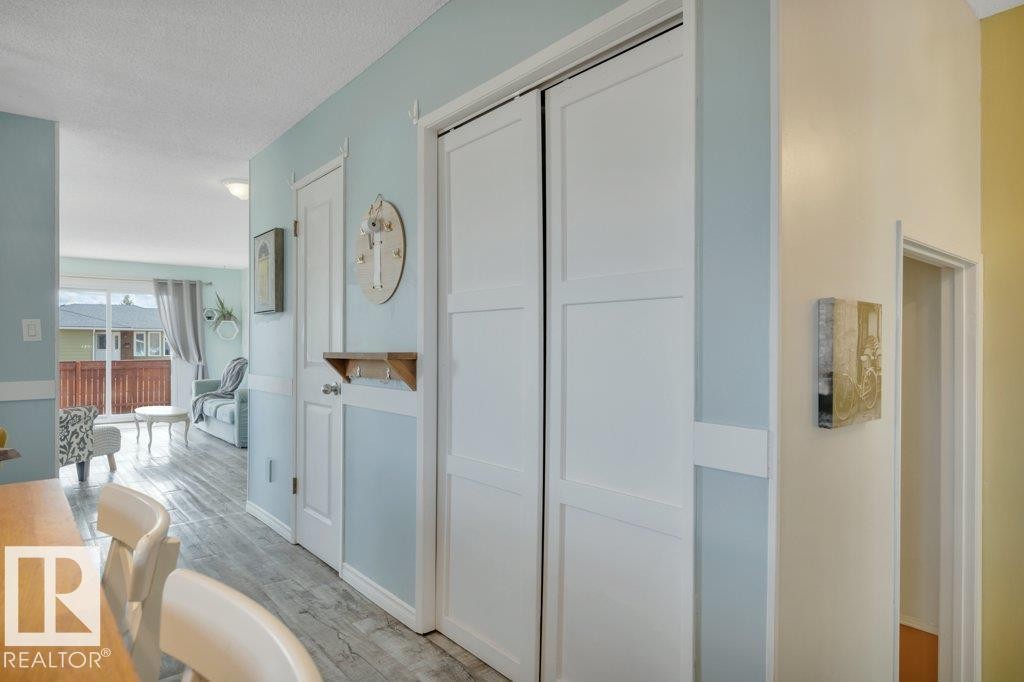 4002 42B Avenue, Leduc, AB - Indoor Photo Showing Other Room