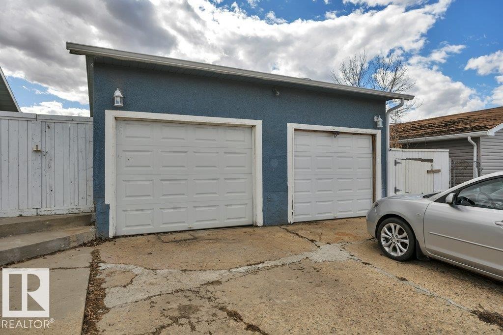 4002 42B Avenue, Leduc, AB - Outdoor With Exterior