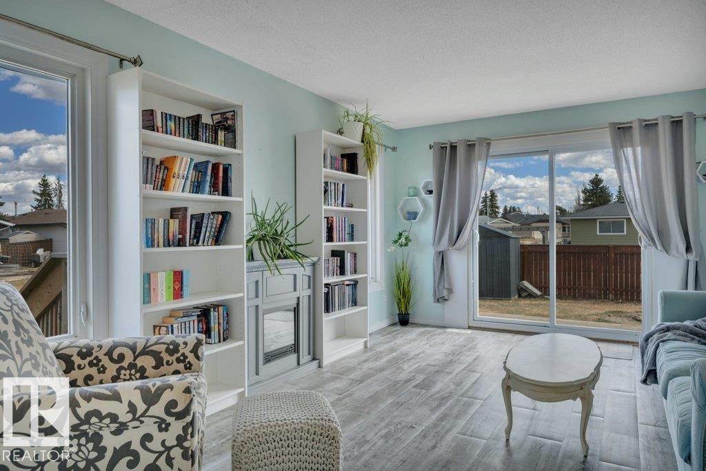 4002 42B Avenue, Leduc, AB - Indoor