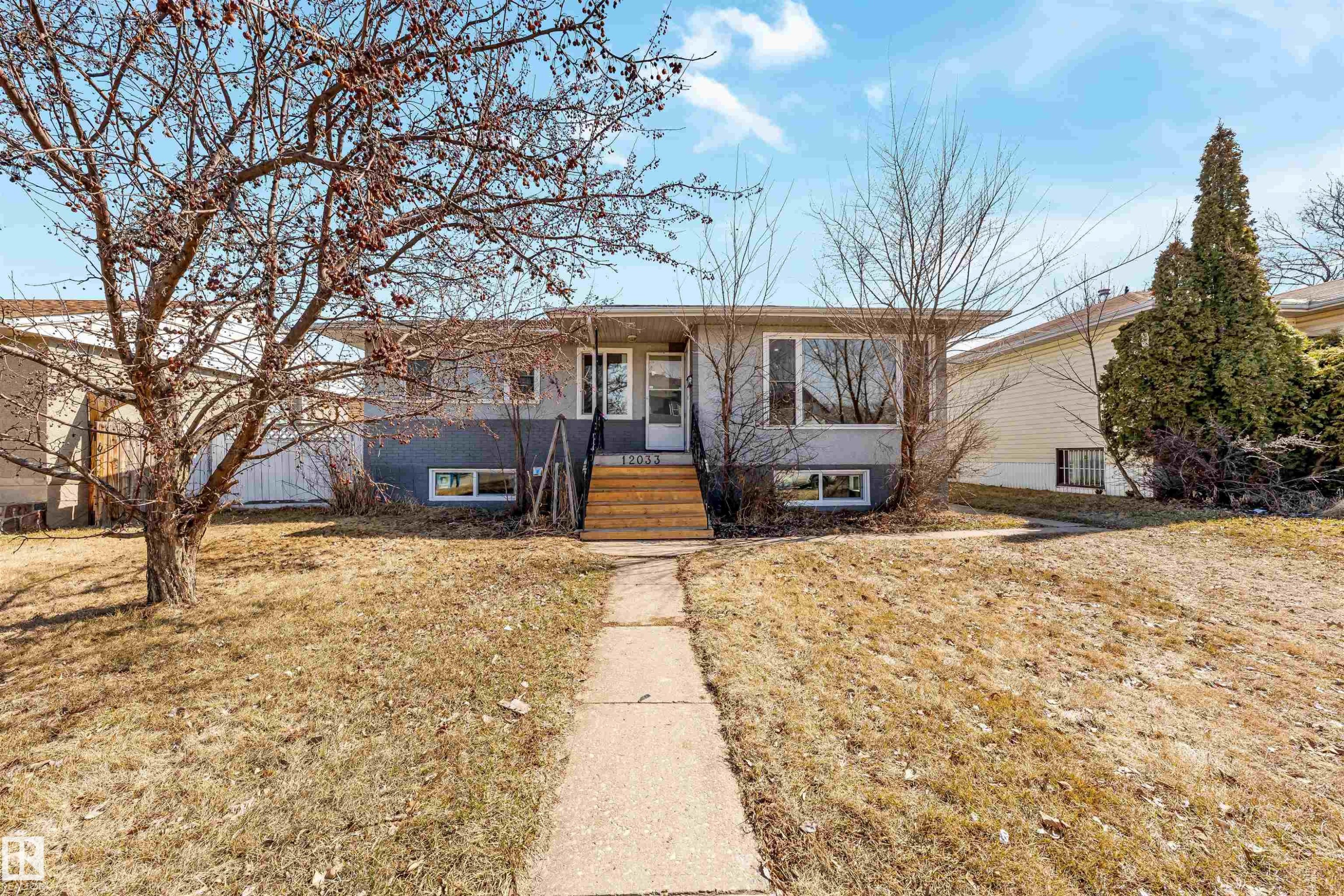 12033 54 Street, Edmonton, AB - Outdoor
