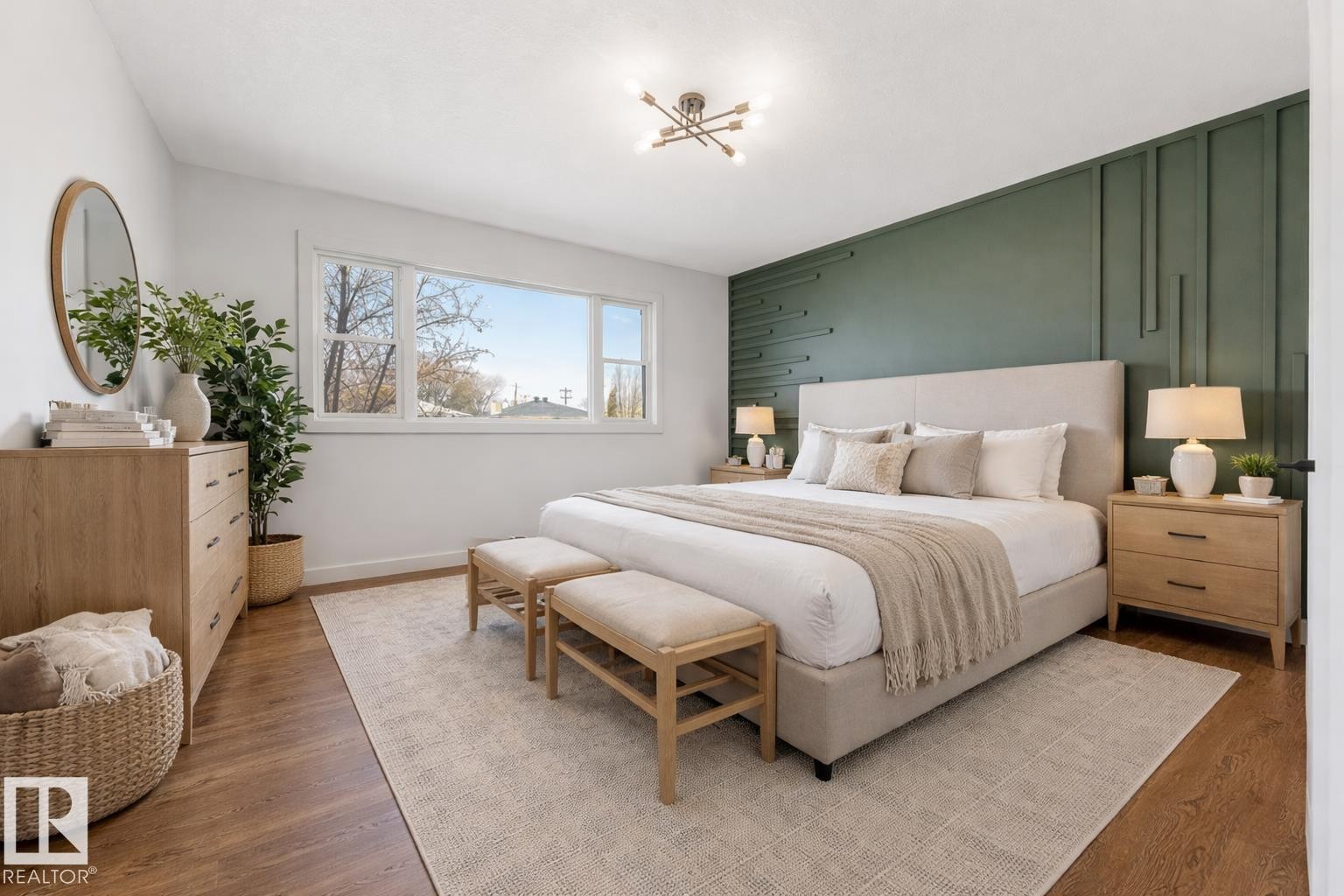 12033 54 Street, Edmonton, AB - Indoor Photo Showing Bedroom