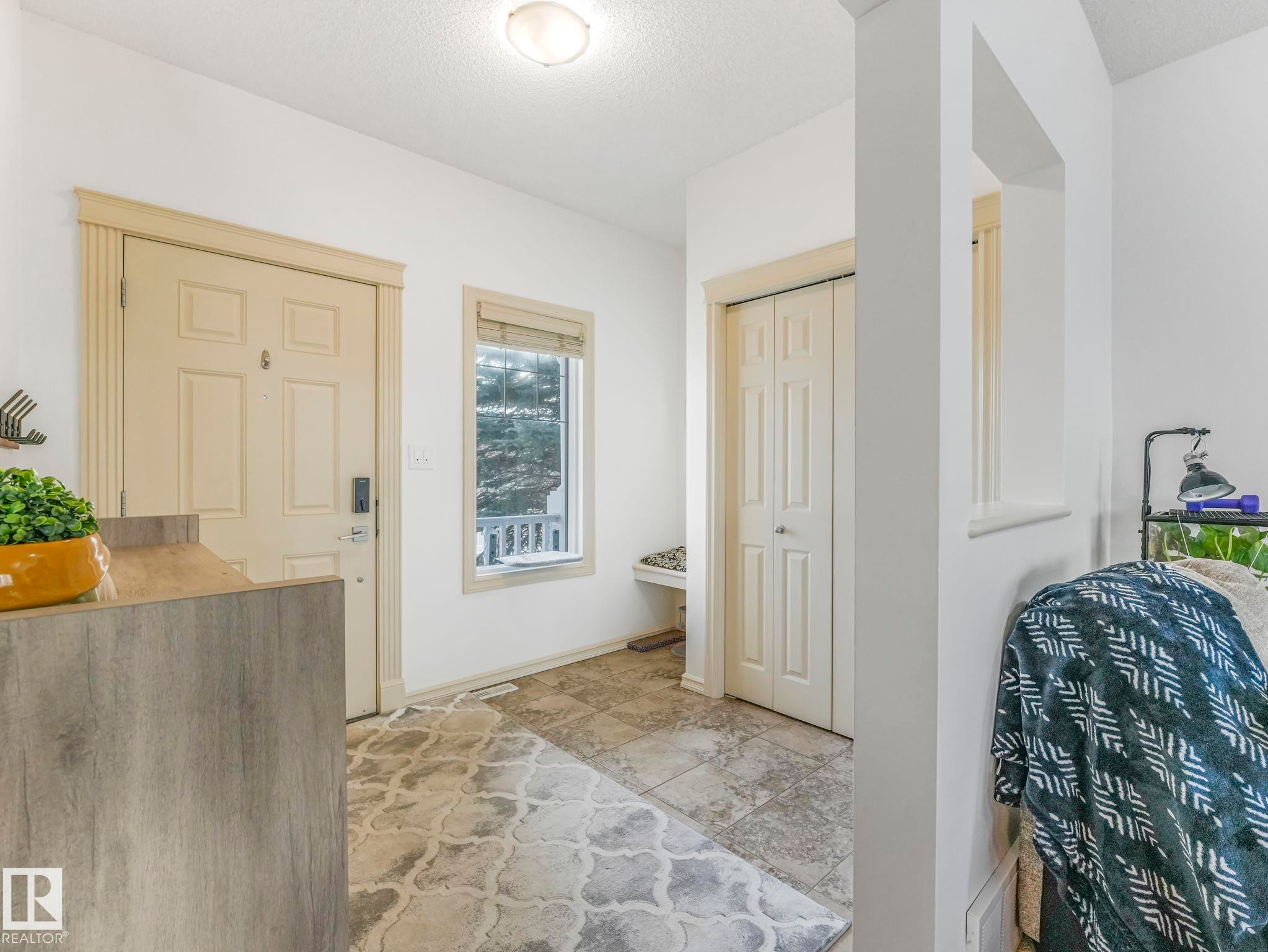 3031 Spence Wynd, Edmonton, AB - Indoor Photo Showing Other Room