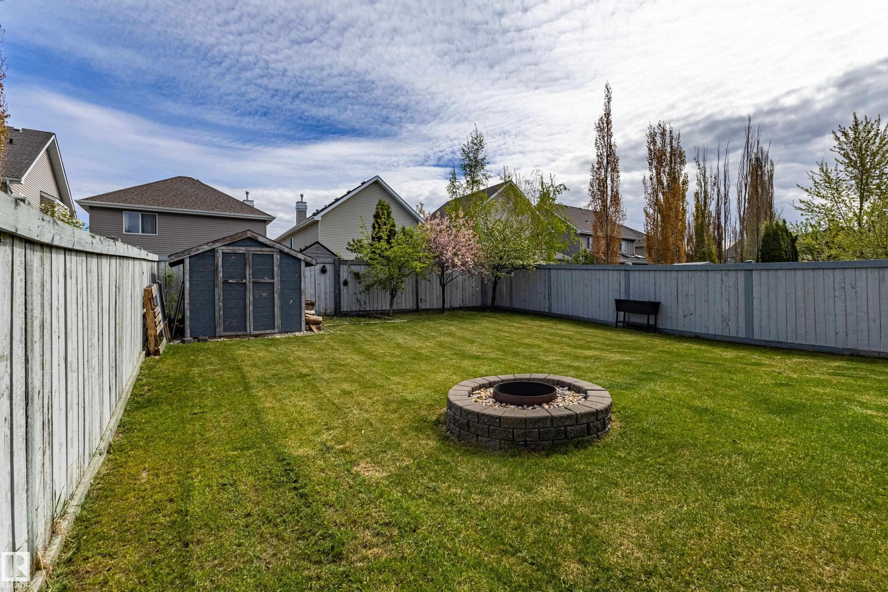 3031 Spence Wynd, Edmonton, AB - Outdoor