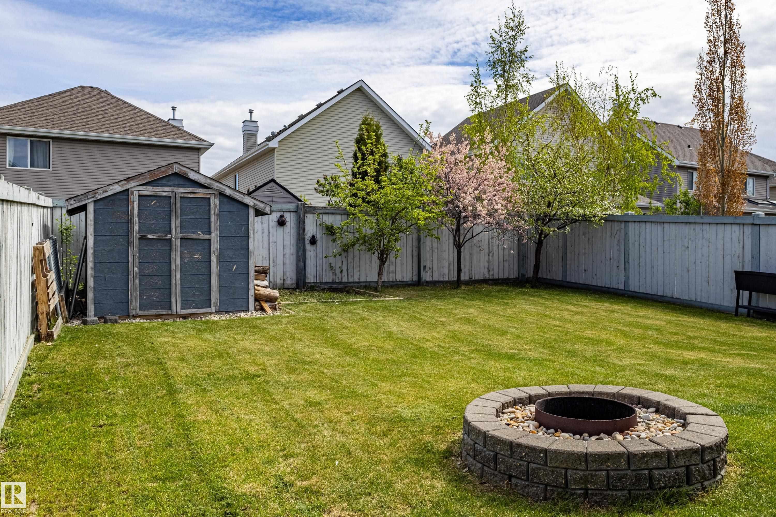 3031 Spence Wynd, Edmonton, AB - Outdoor