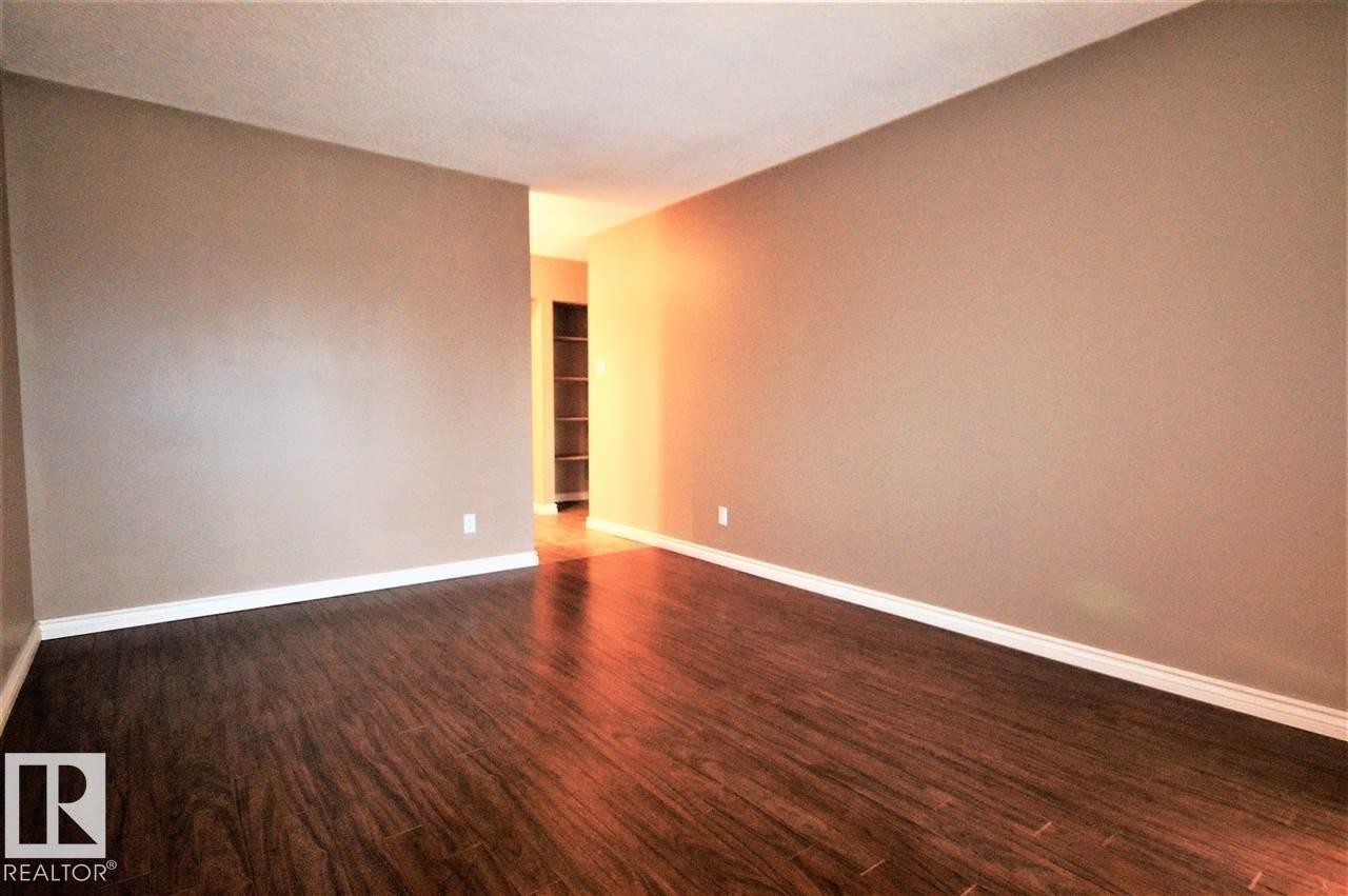 203 5125 Riverbend Road, Edmonton, AB - Indoor Photo Showing Other Room