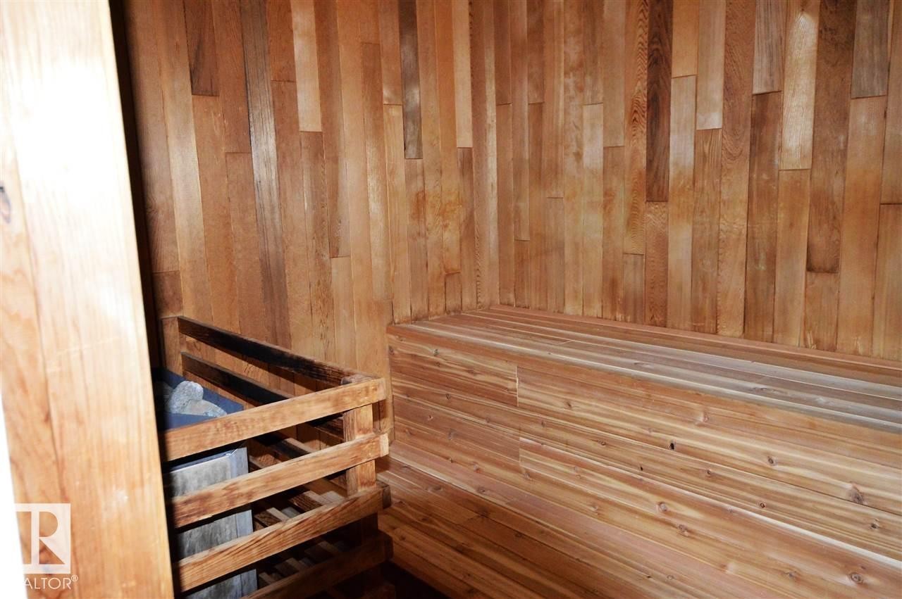 203 5125 Riverbend Road, Edmonton, AB - Indoor Photo Showing Other Room