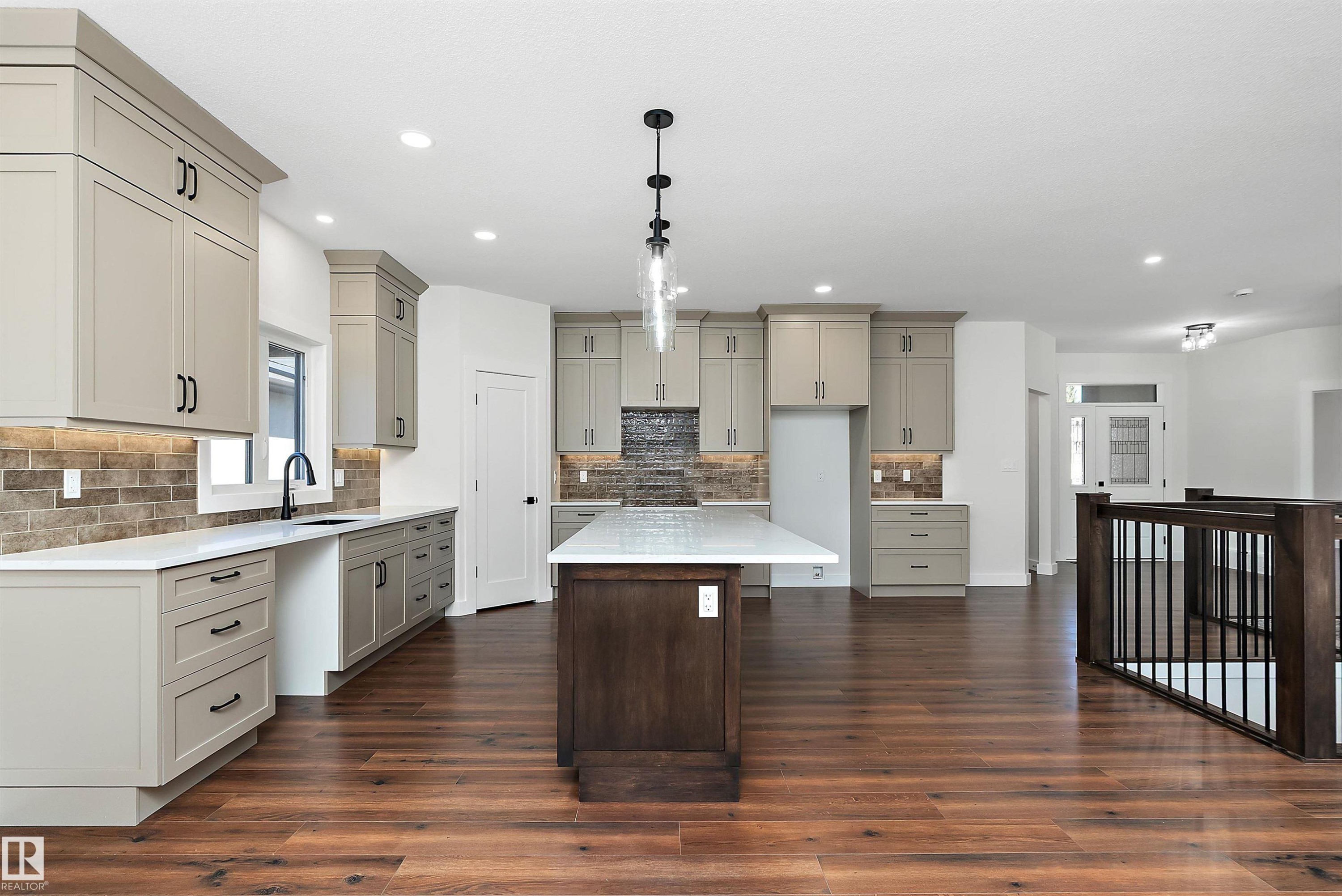 131 Bela Drive, Millet, AB - Indoor Photo Showing Kitchen With Upgraded Kitchen