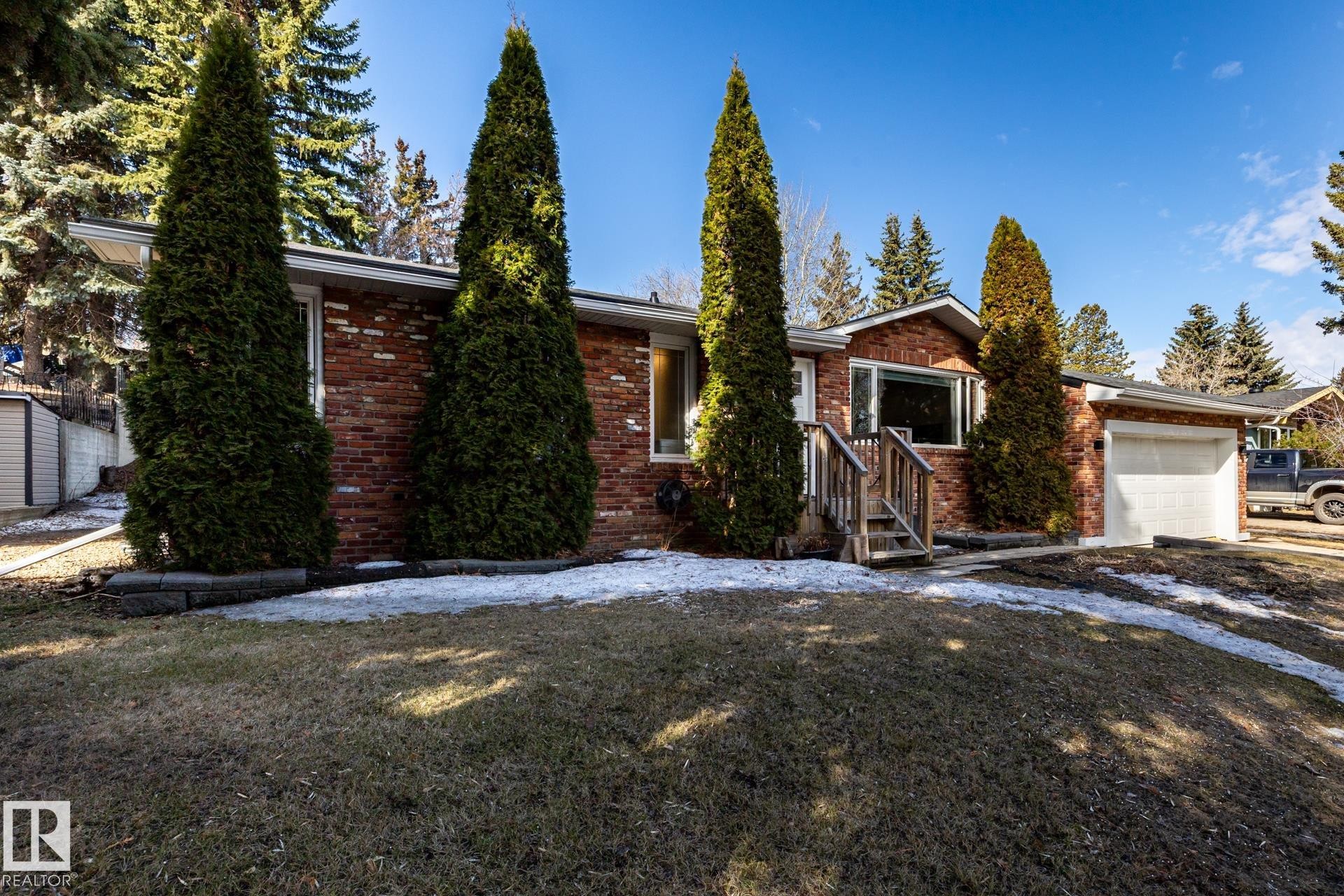17 Spruce Crescent, St. Albert, AB - Outdoor