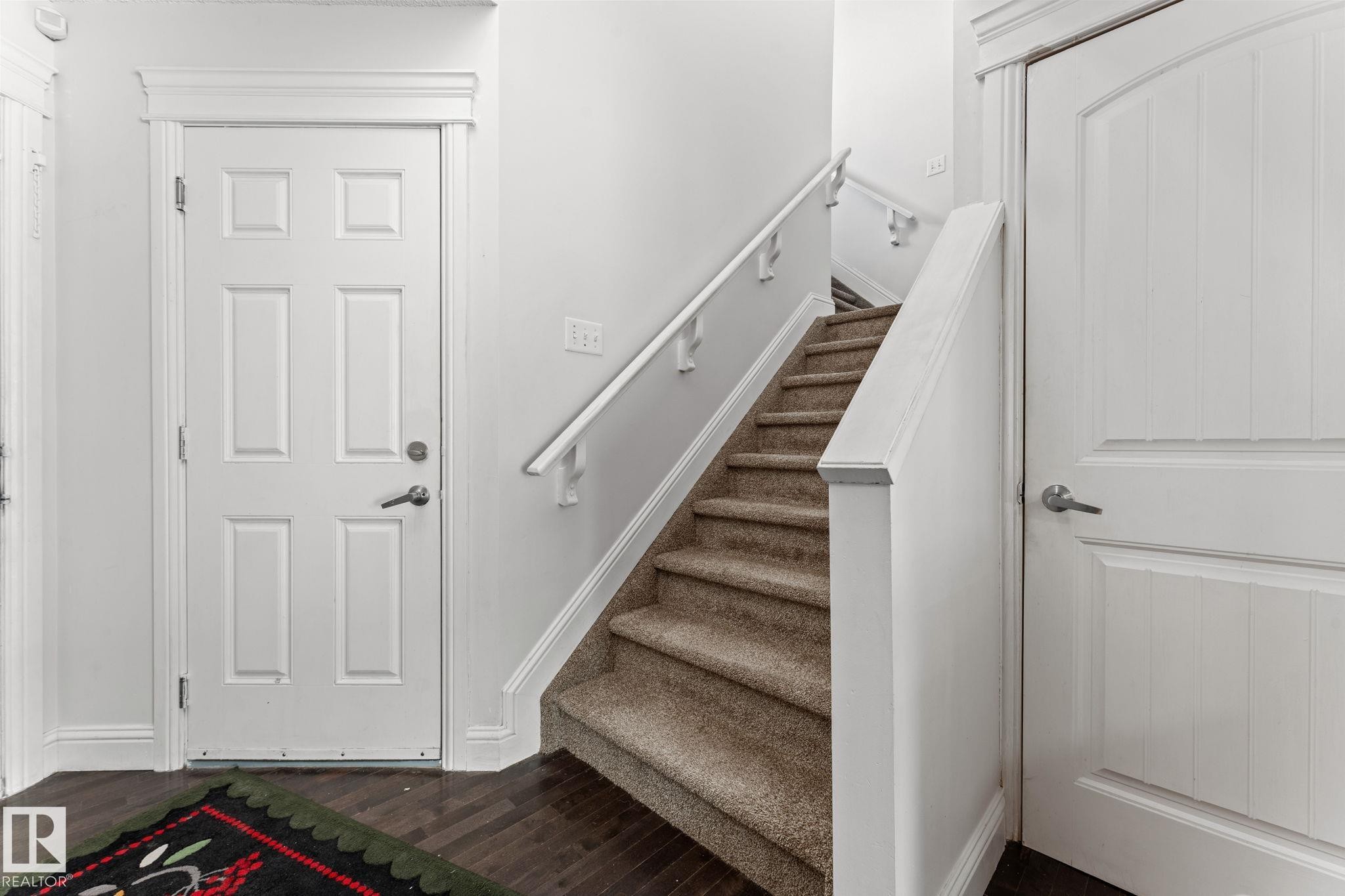 3527 11 Street, Edmonton, AB - Indoor Photo Showing Other Room