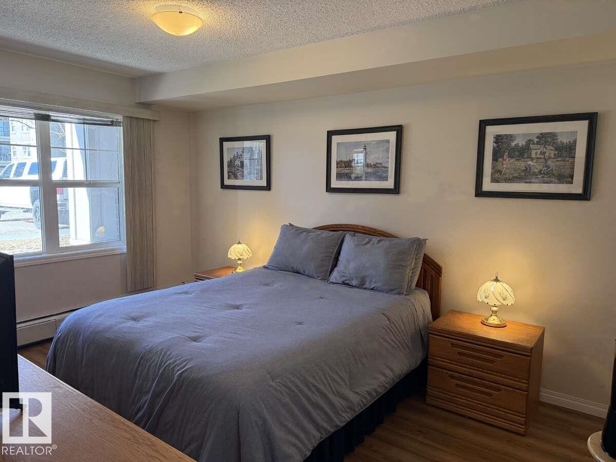 113 616 Mcallister Loop, Edmonton, AB - Indoor Photo Showing Bedroom